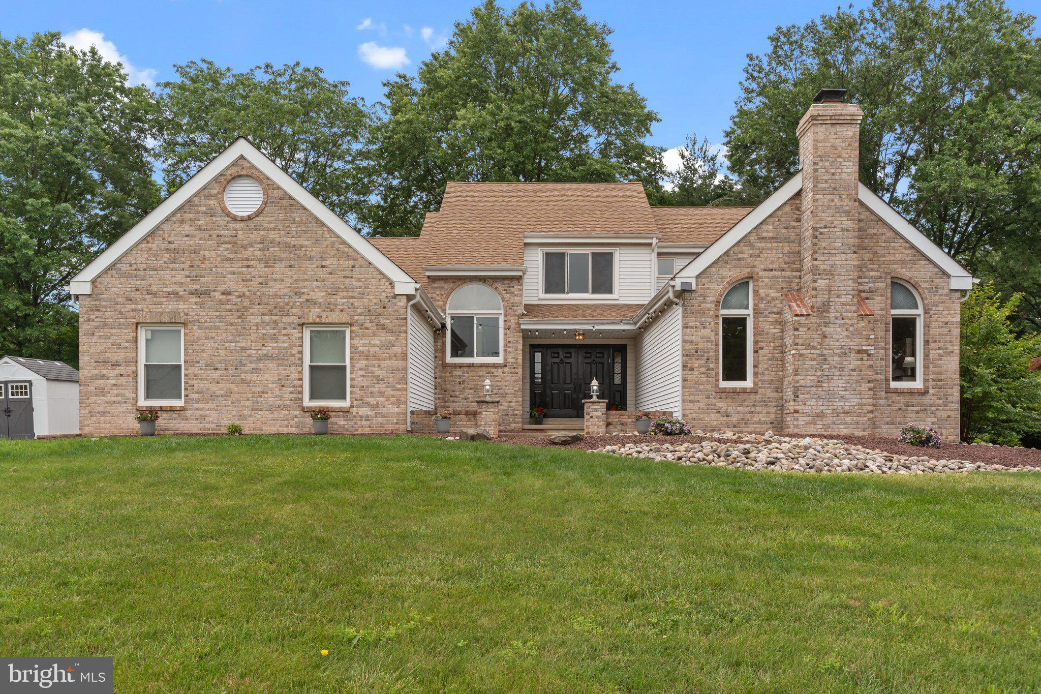 44 W WINDROSE DRIVE