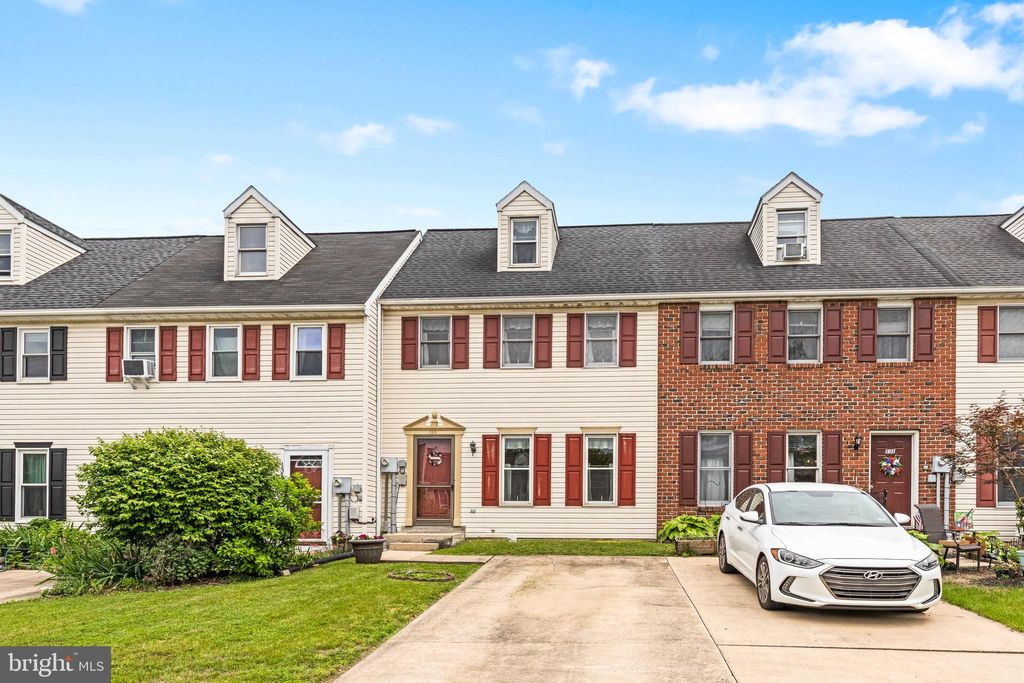 Photo of 133 Ashley Drive, EPHRATA, PA 17522 (MLS # PALA2071010)