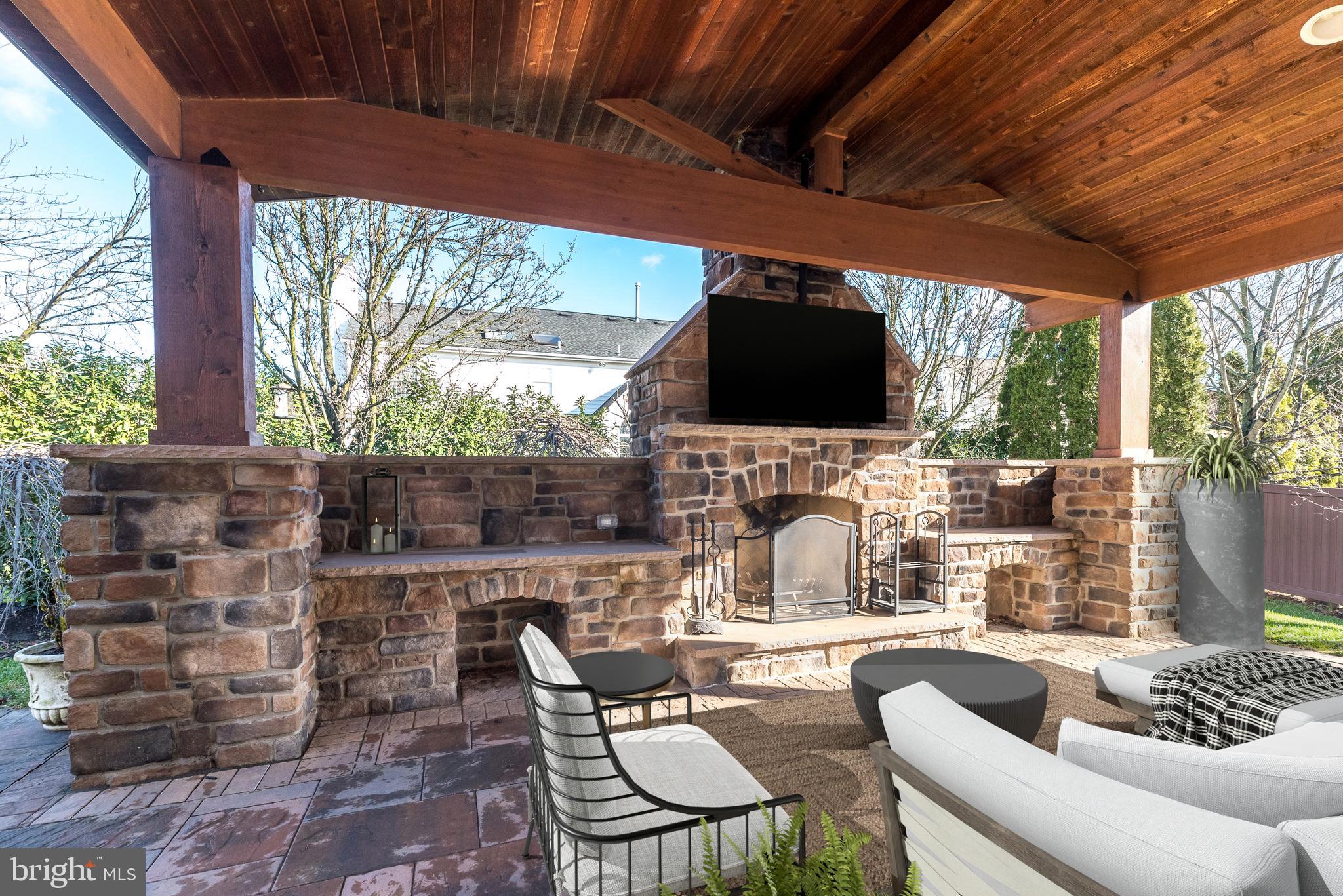 MONTGOMERY CROSSING - Residential