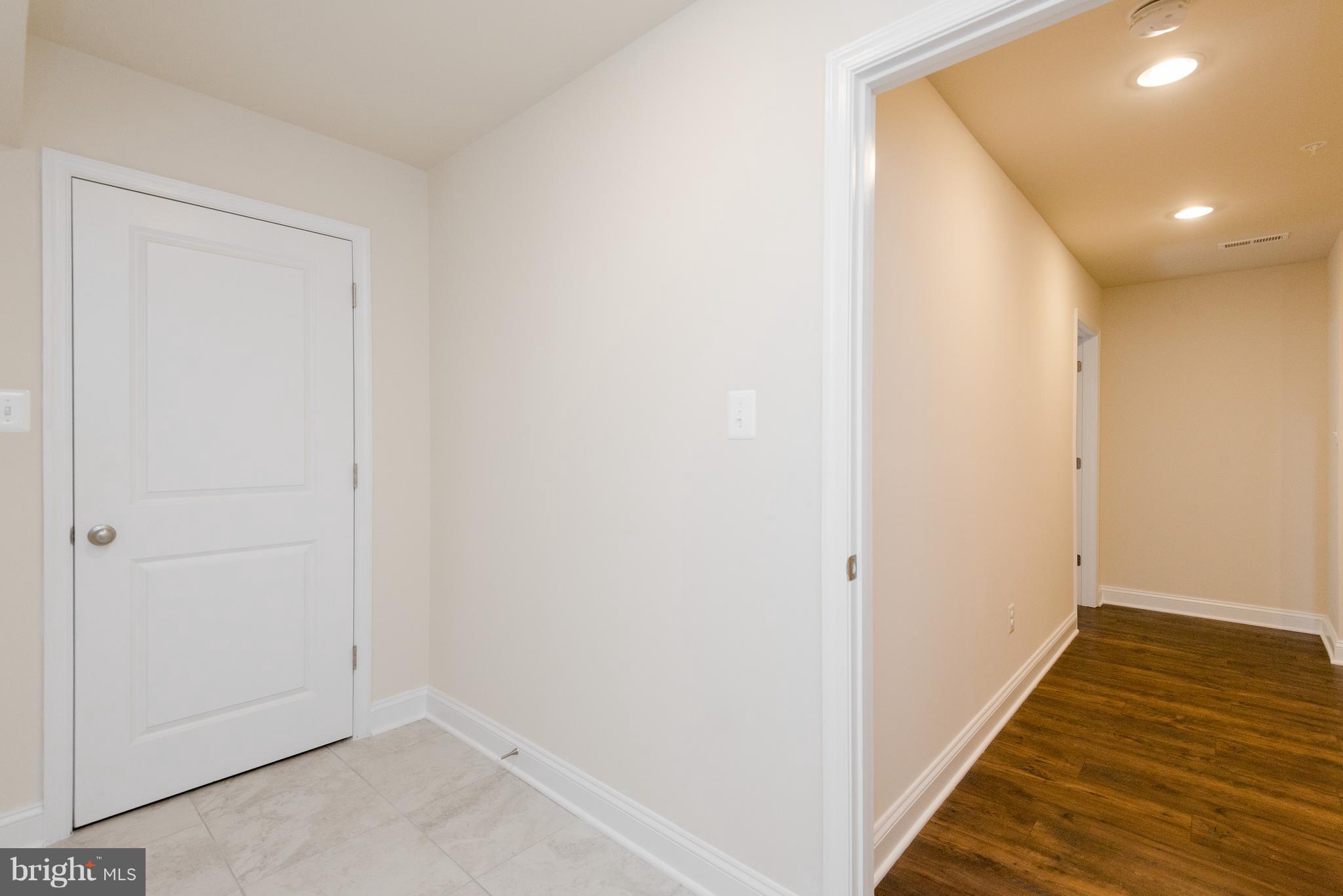 CREEKSTONE VILLAGE - Residential