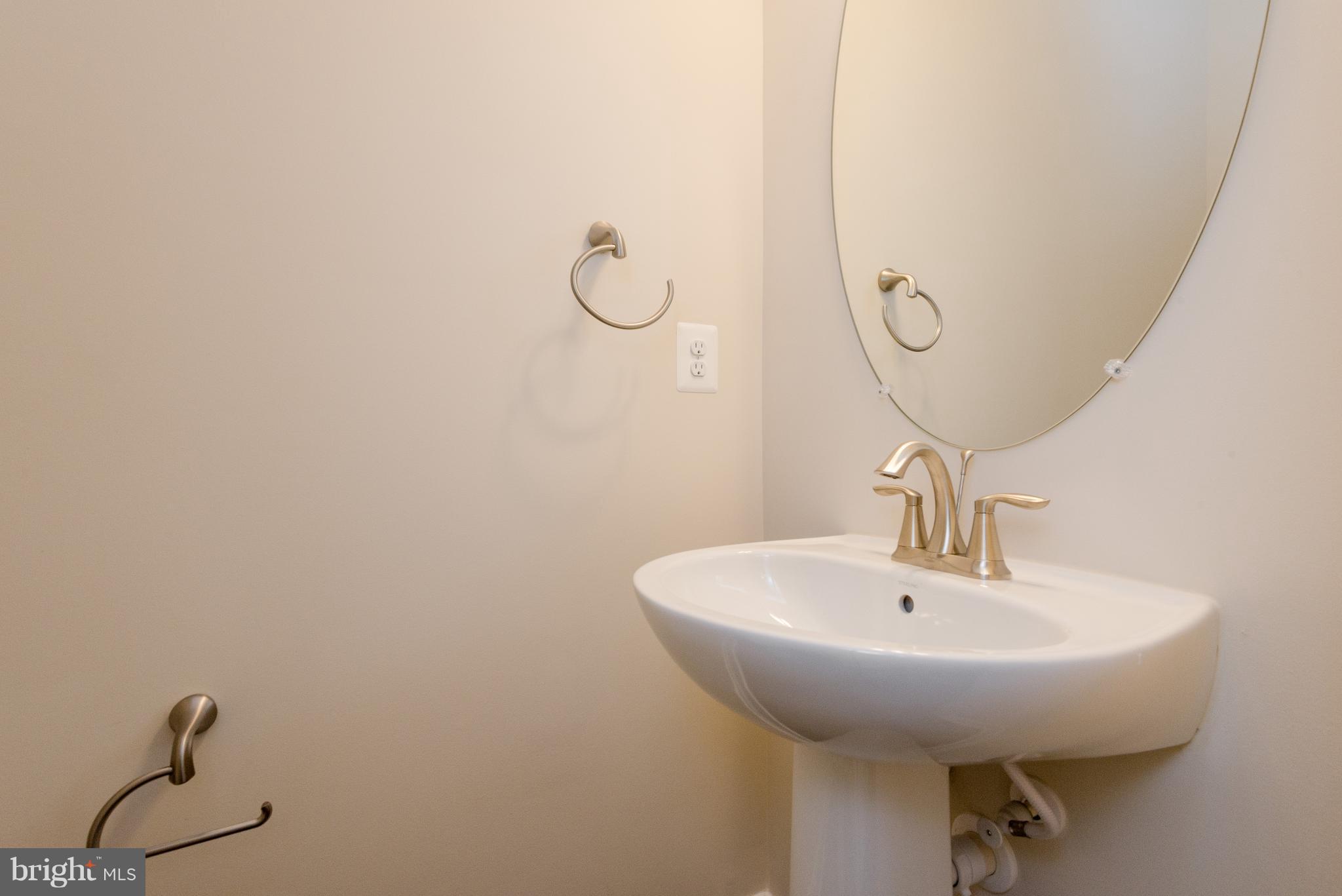 CREEKSTONE VILLAGE - Residential