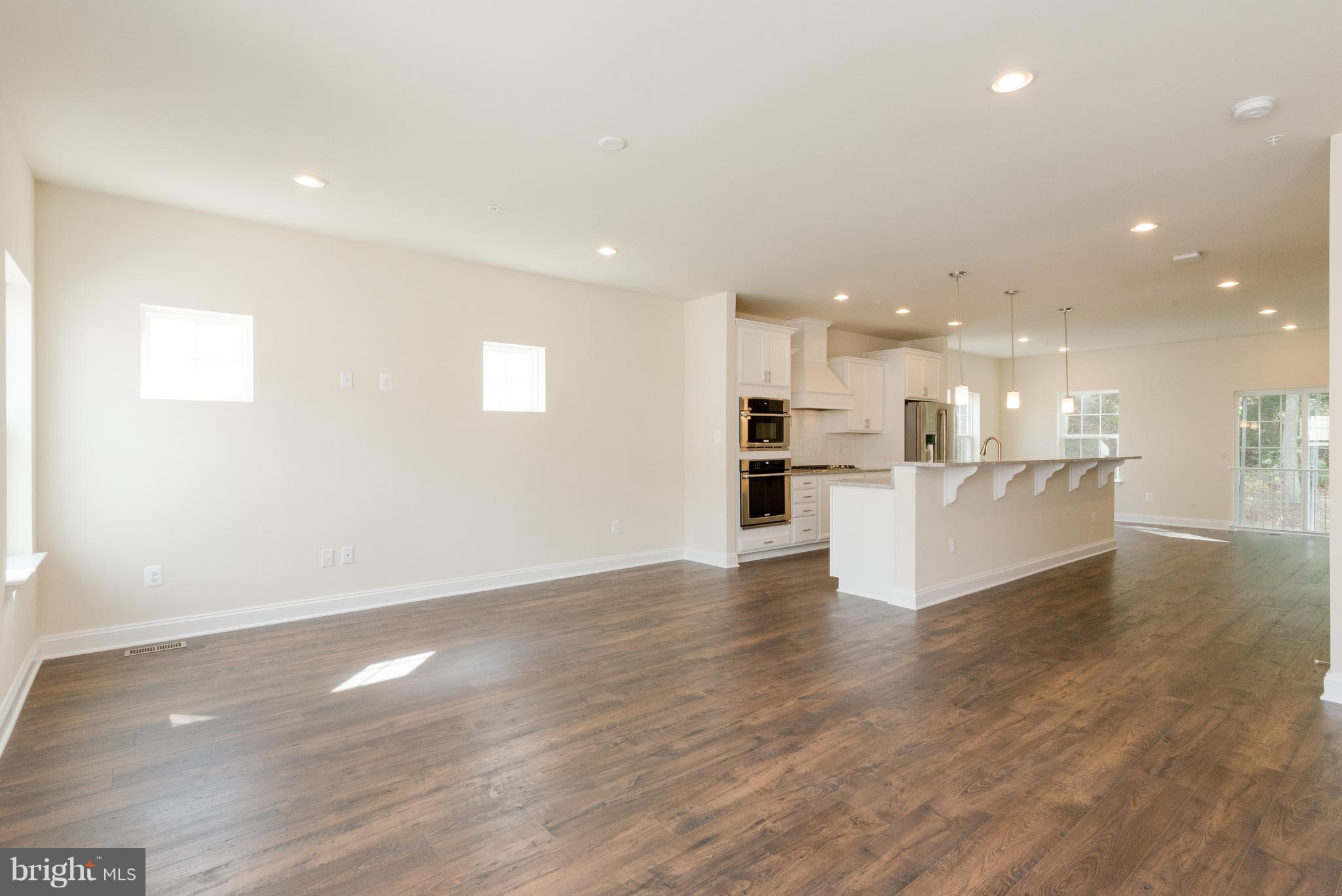 CREEKSTONE VILLAGE - Residential