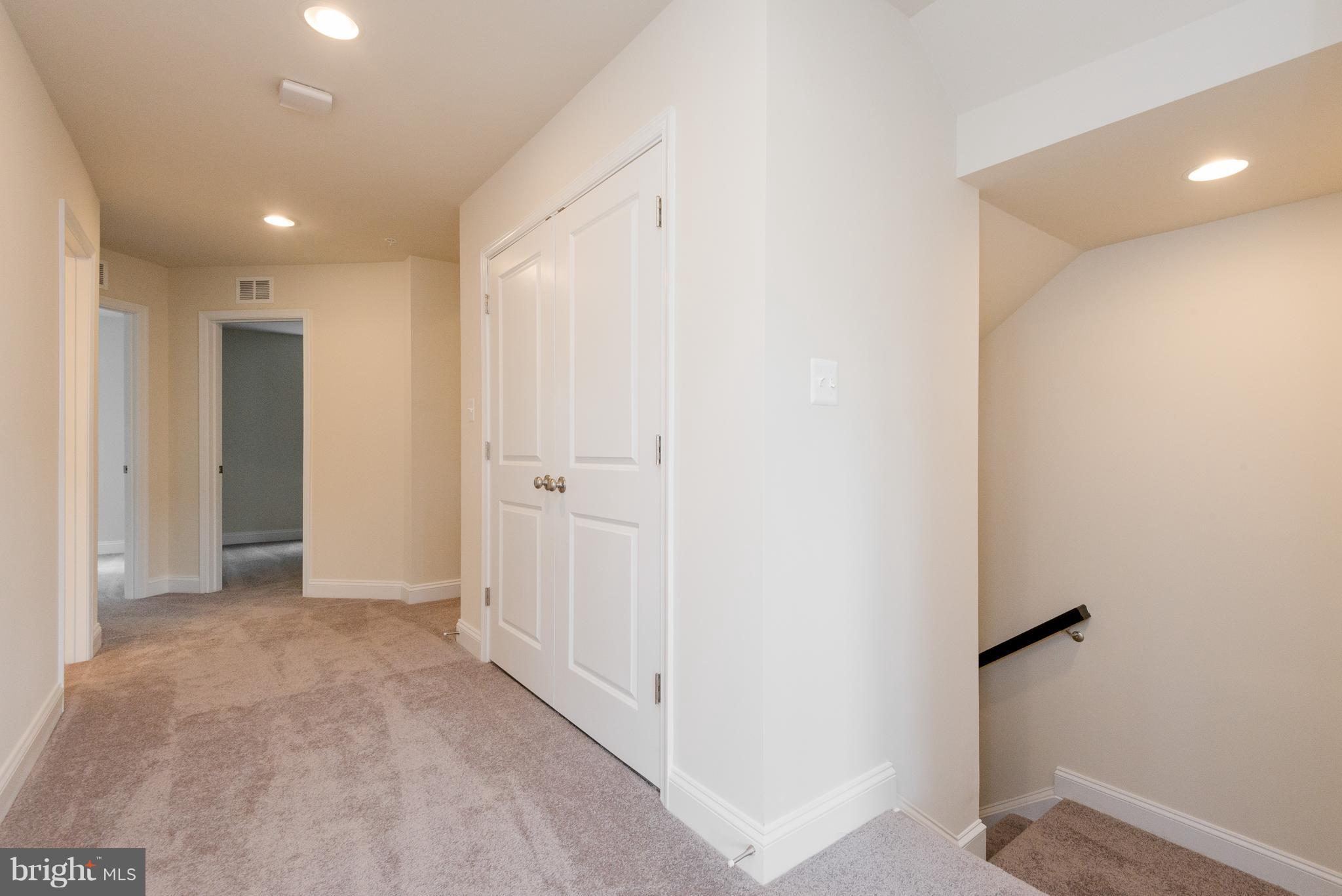 CREEKSTONE VILLAGE - Residential