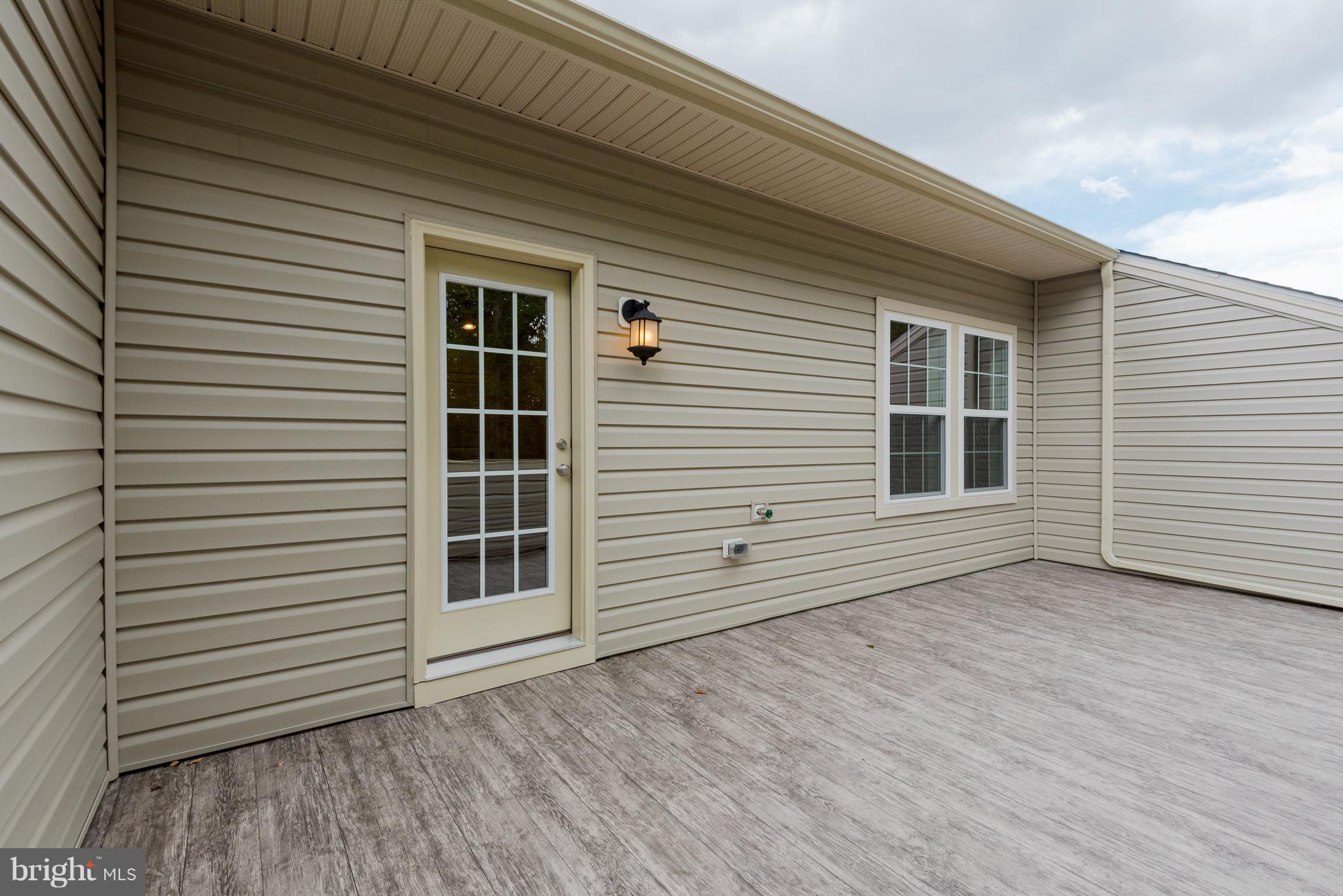 CREEKSTONE VILLAGE - Residential