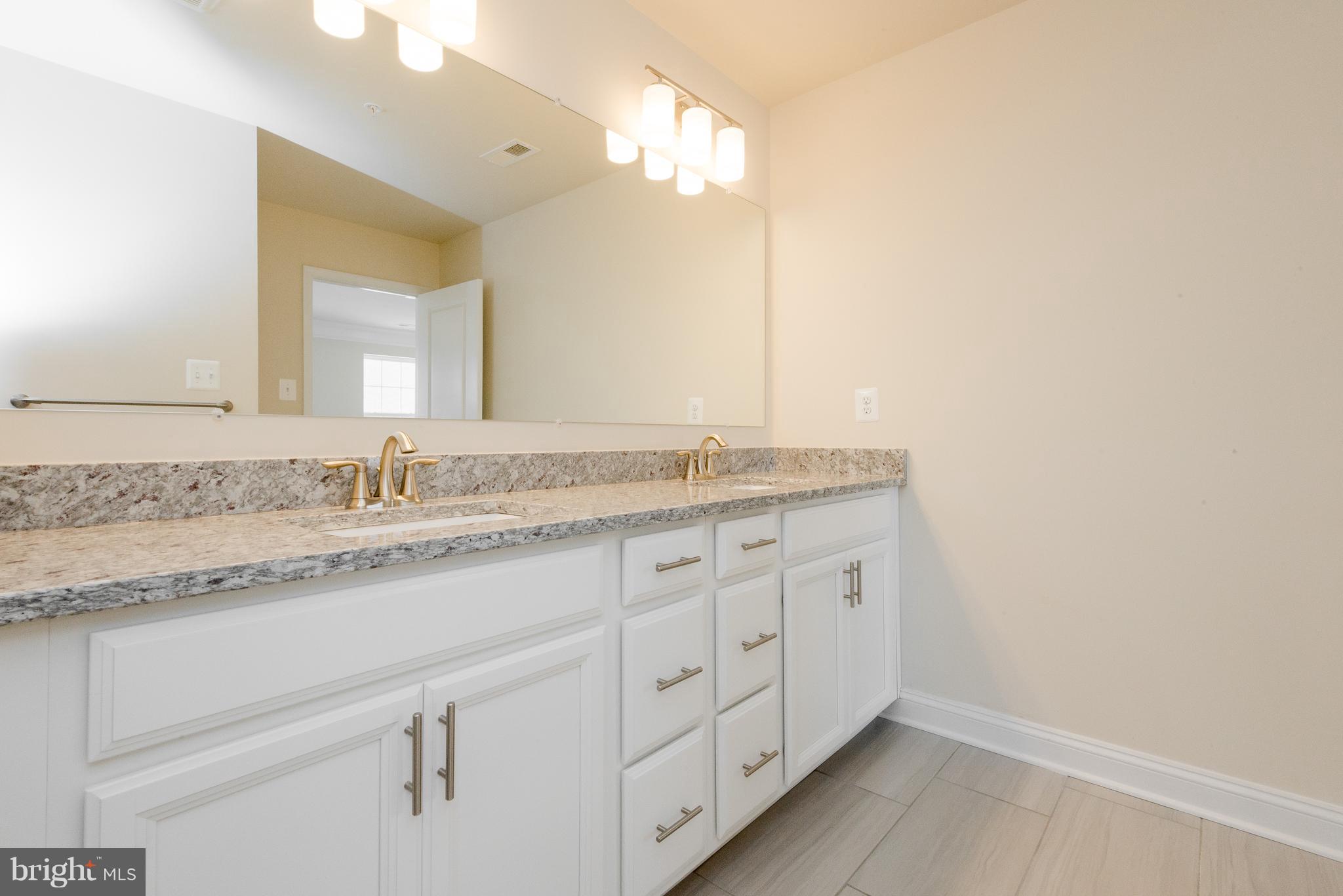 CREEKSTONE VILLAGE - Residential