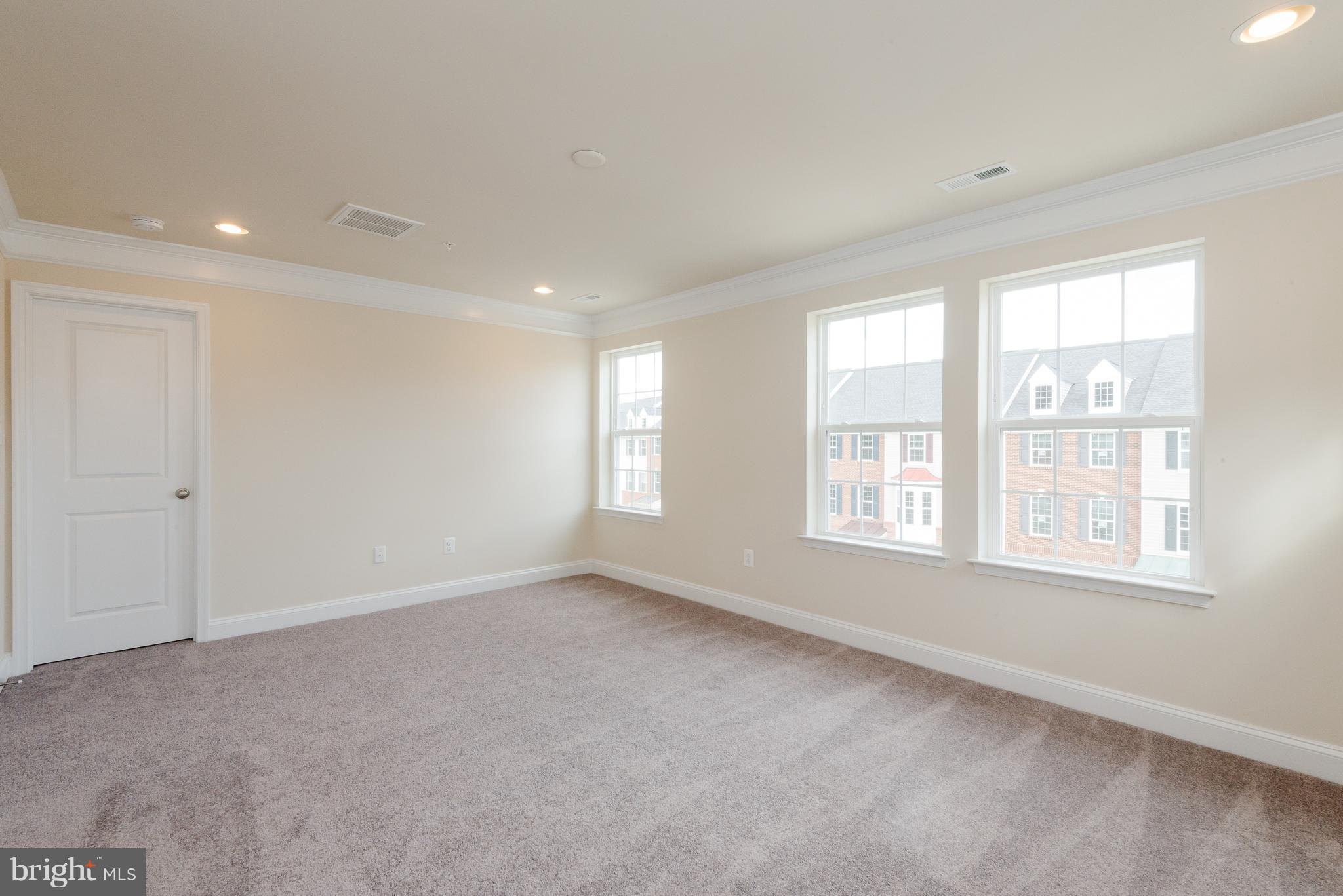 CREEKSTONE VILLAGE - Residential