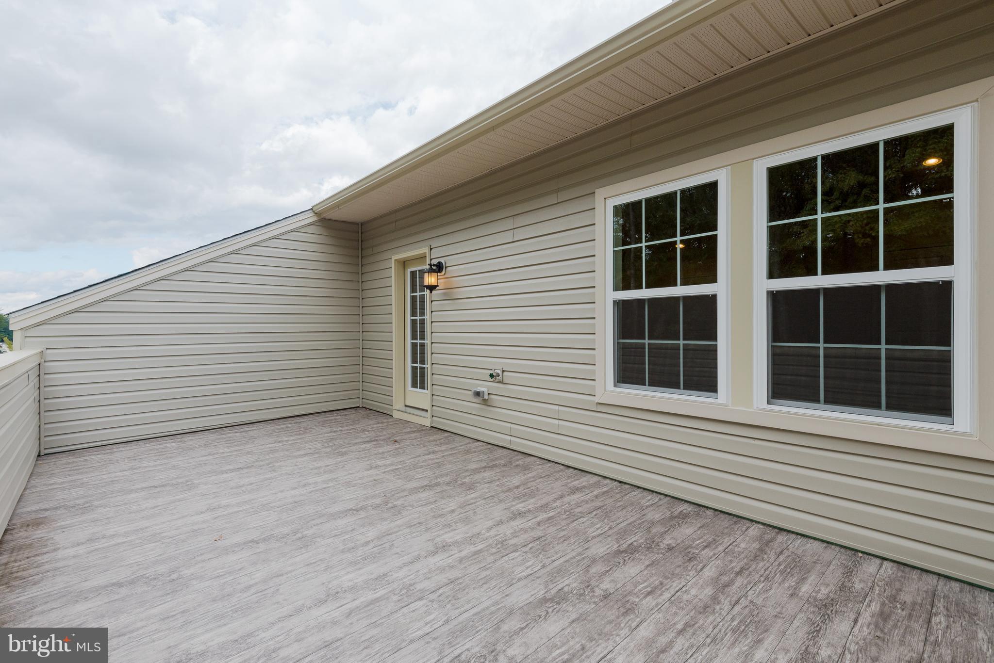 CREEKSTONE VILLAGE - Residential