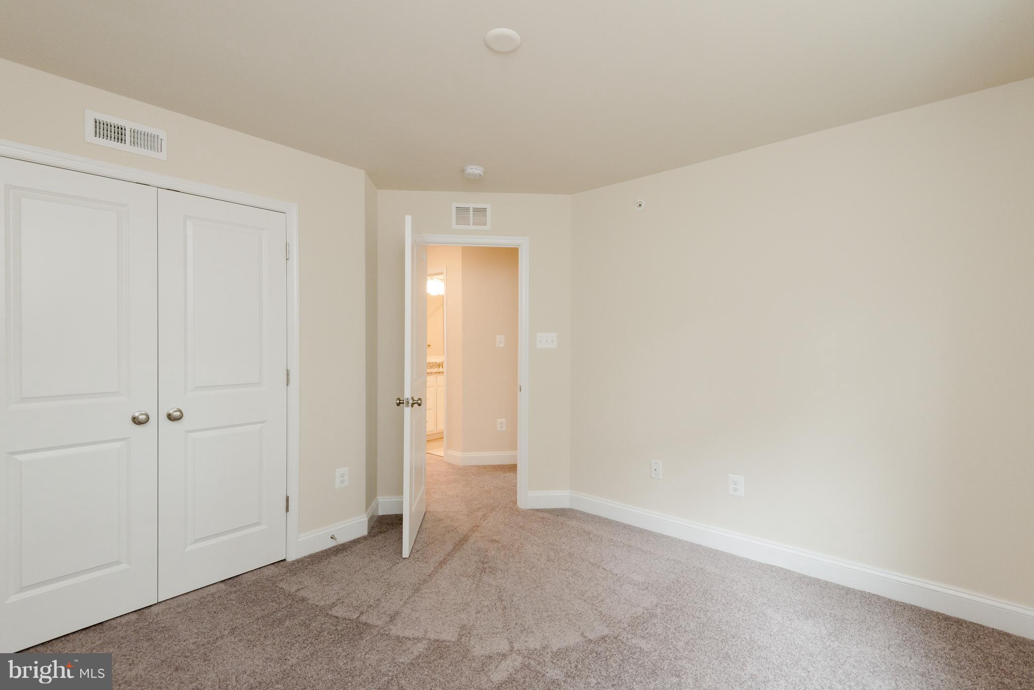 CREEKSTONE VILLAGE - Residential