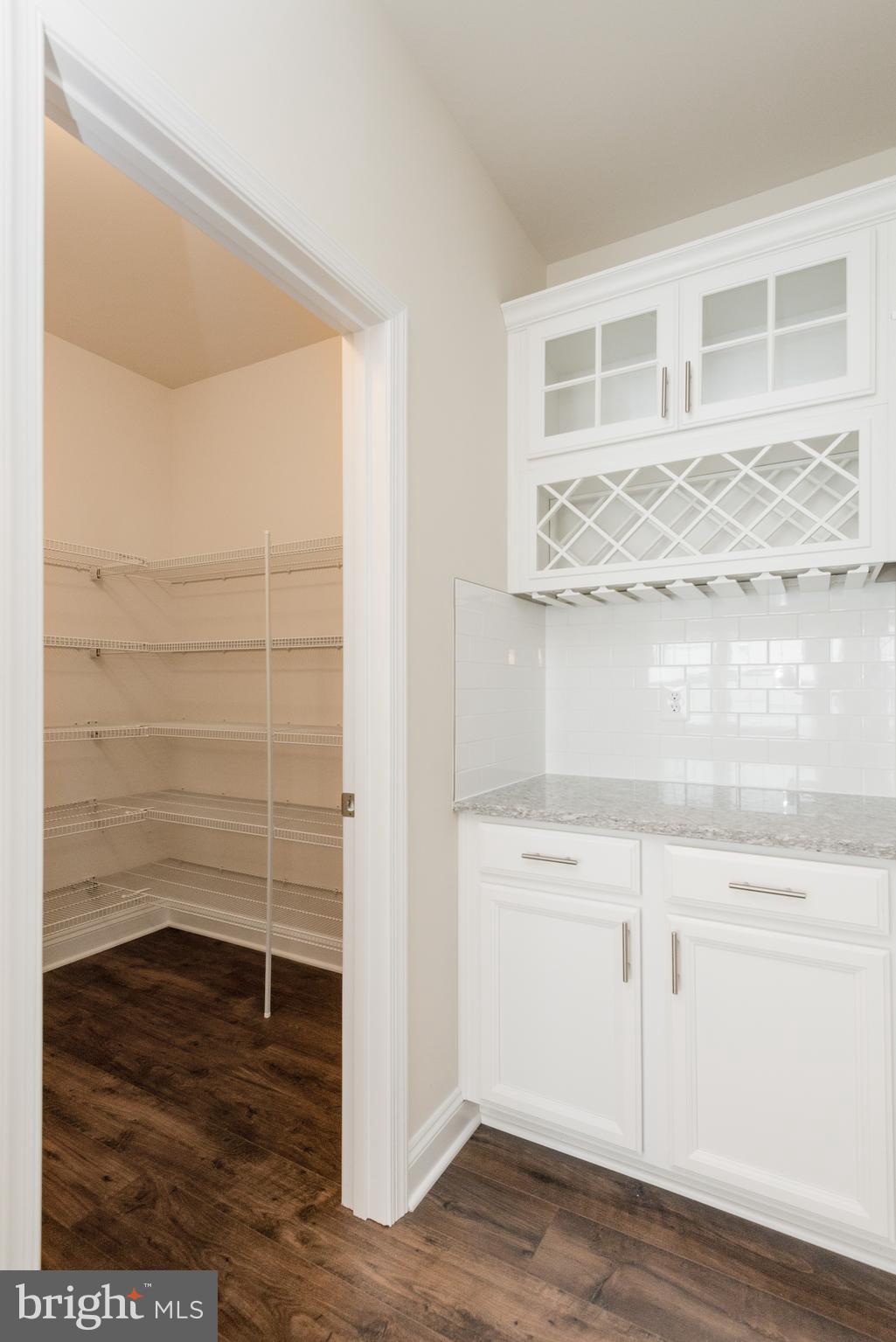 CREEKSTONE VILLAGE - Residential