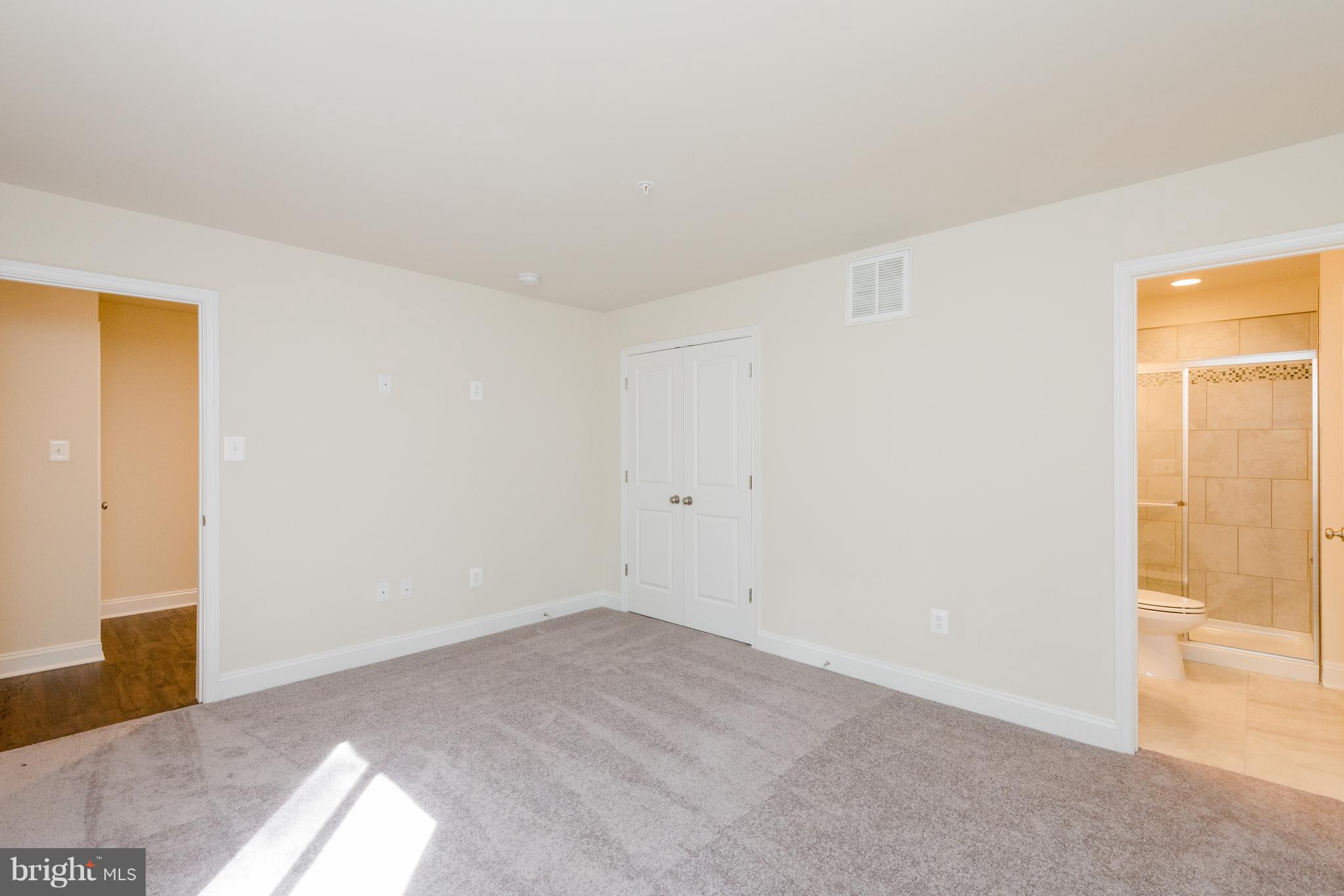 CREEKSTONE VILLAGE - Residential