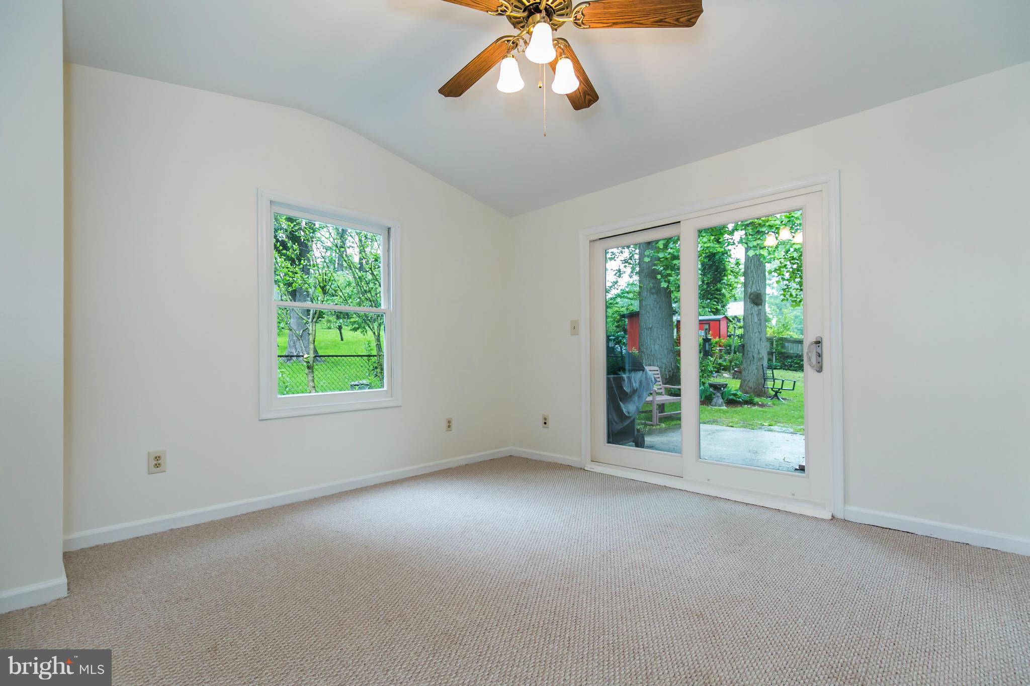 NORTH SPRINGFIELD - Residential