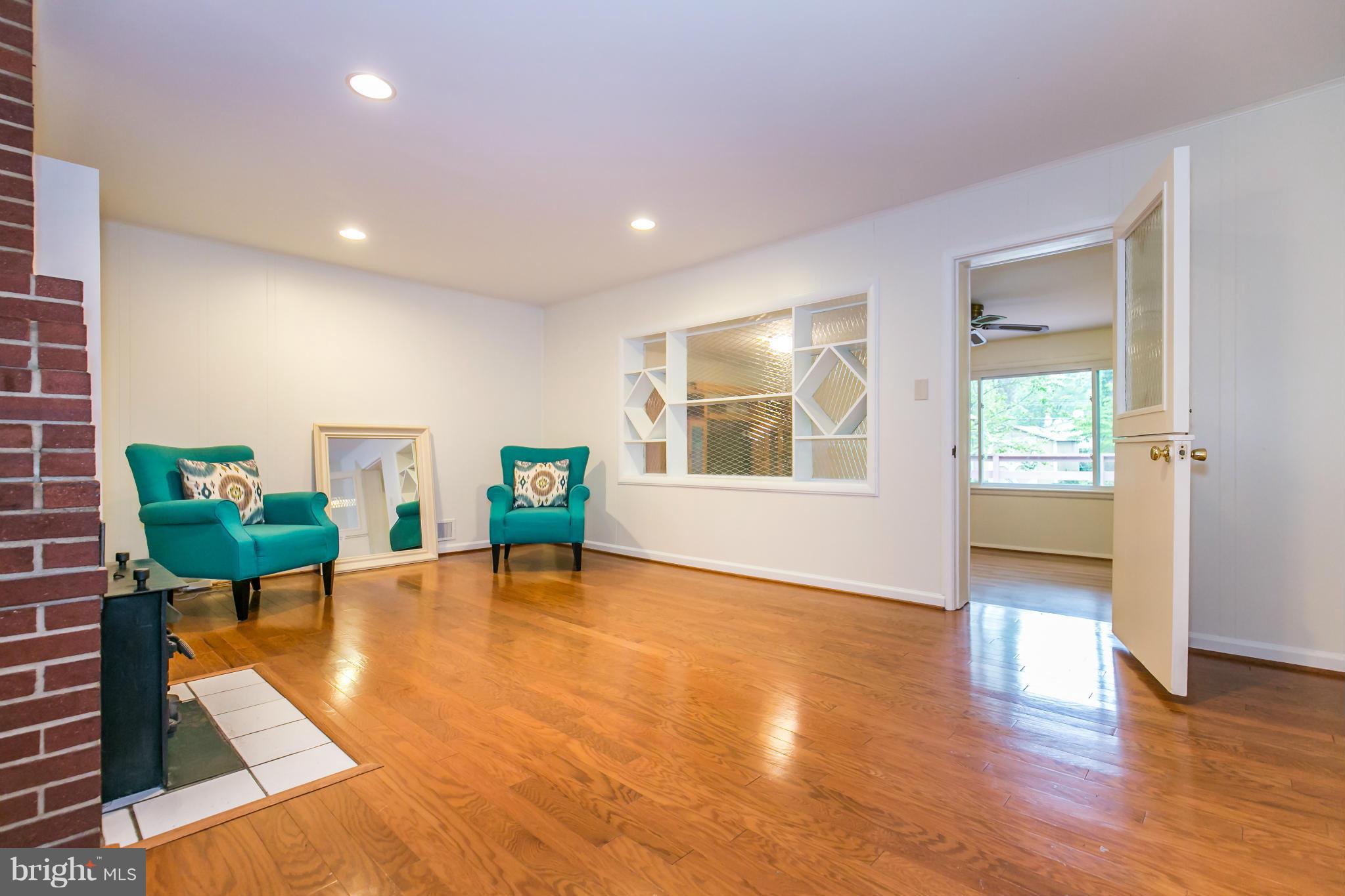 NORTH SPRINGFIELD - Residential