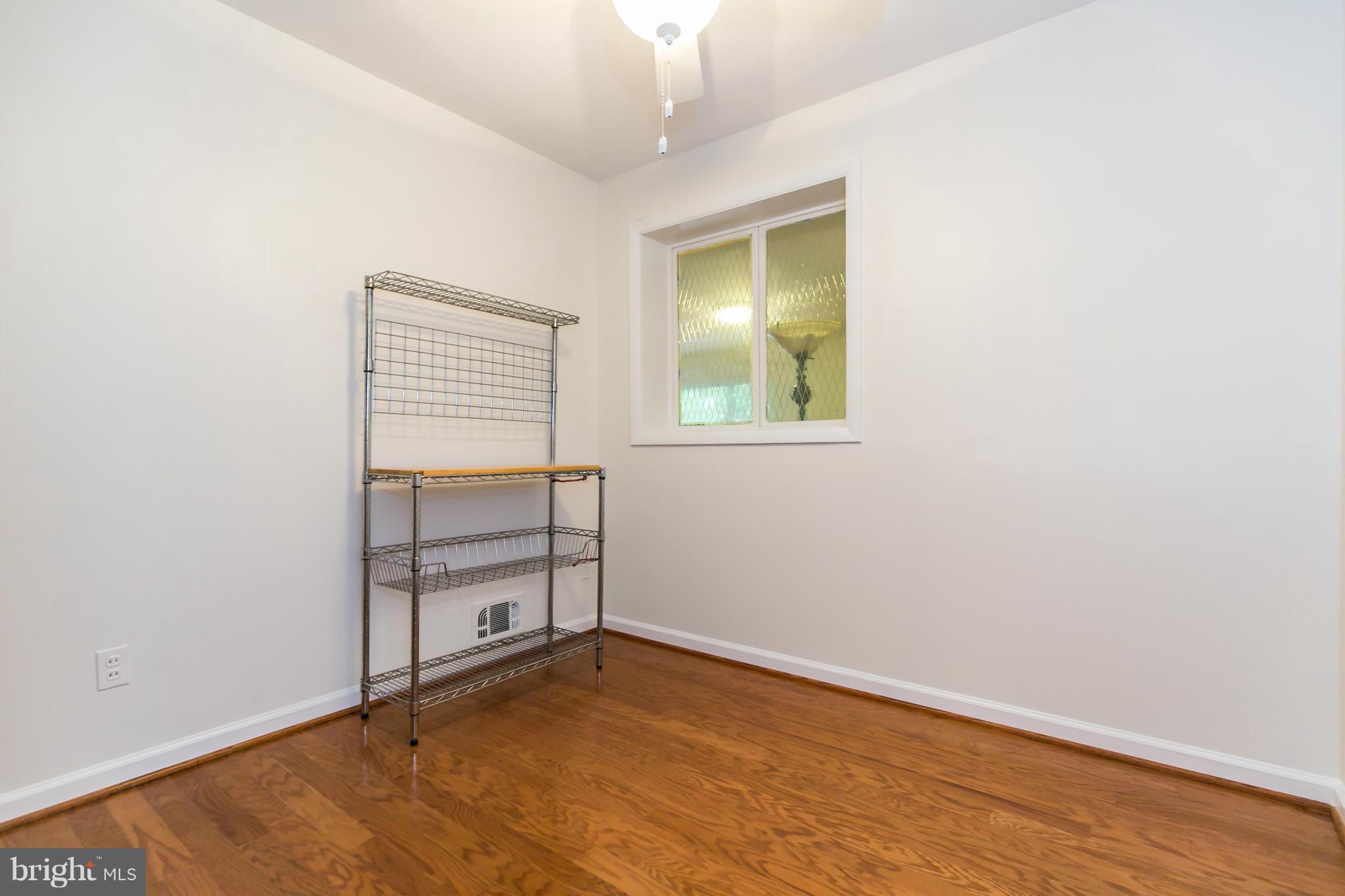 NORTH SPRINGFIELD - Residential