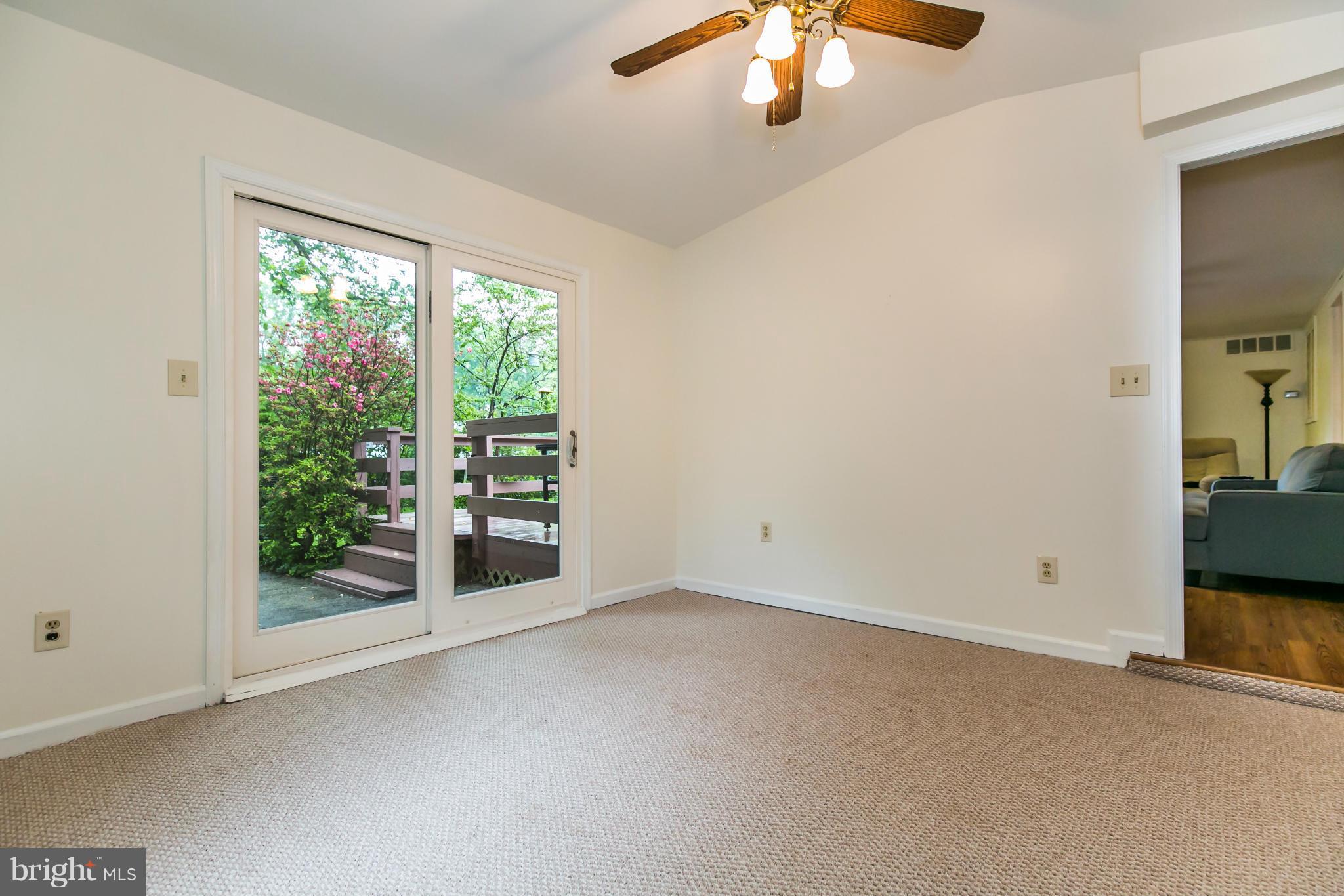 NORTH SPRINGFIELD - Residential