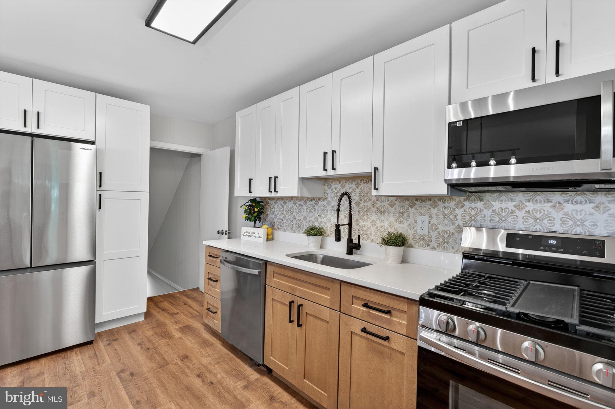 PARKVILLE - Residential