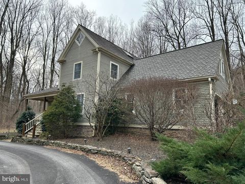 Homes For Sale - 38074 Stevens Road<br/> LOVETTSVILLE, VA 20180