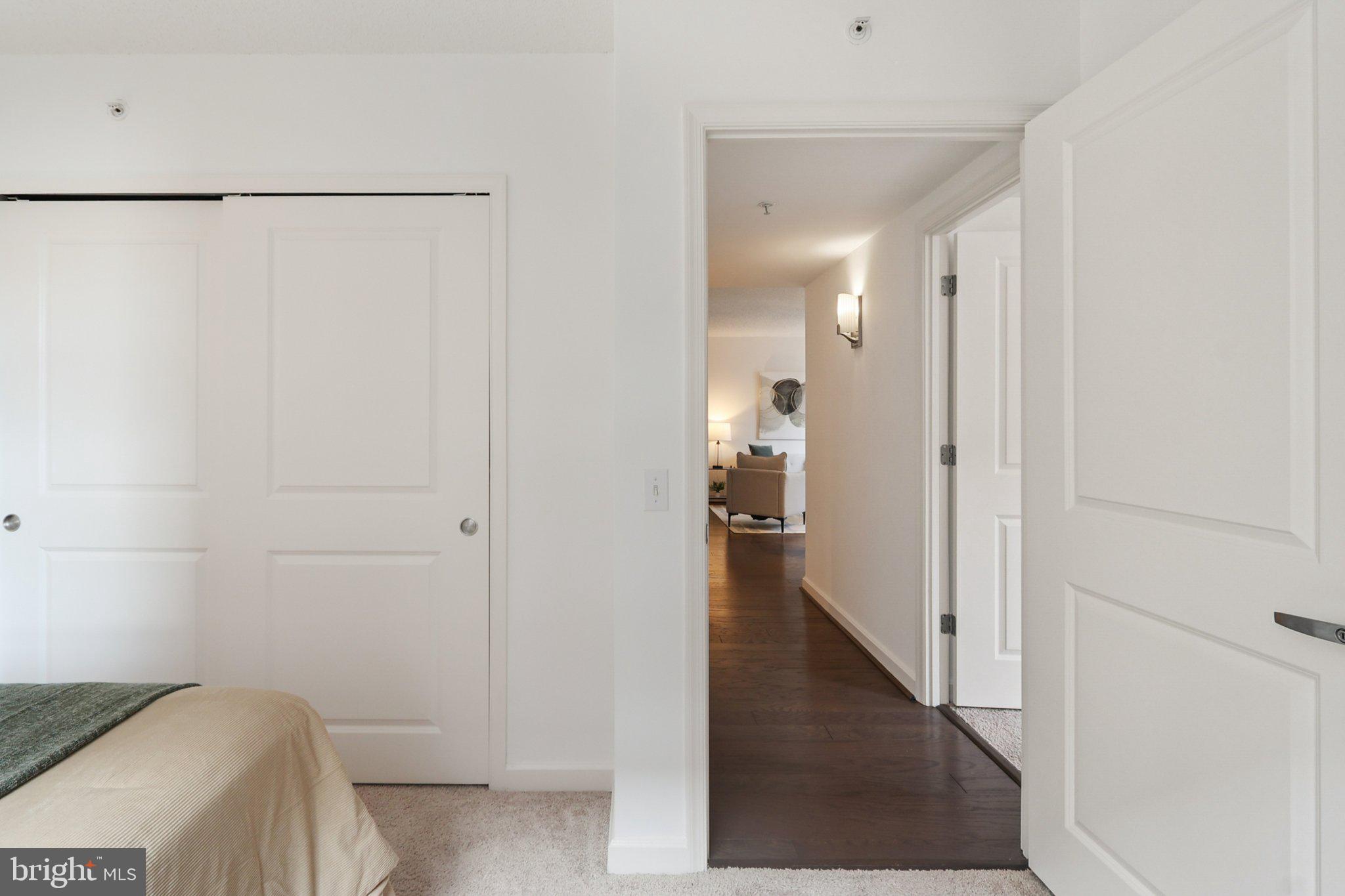 BALLSTON 880 - Residential