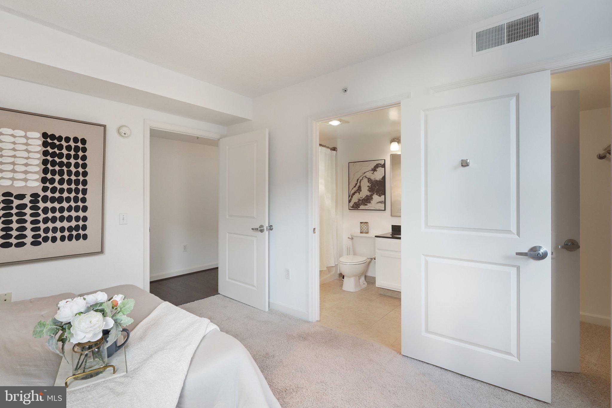 BALLSTON 880 - Residential