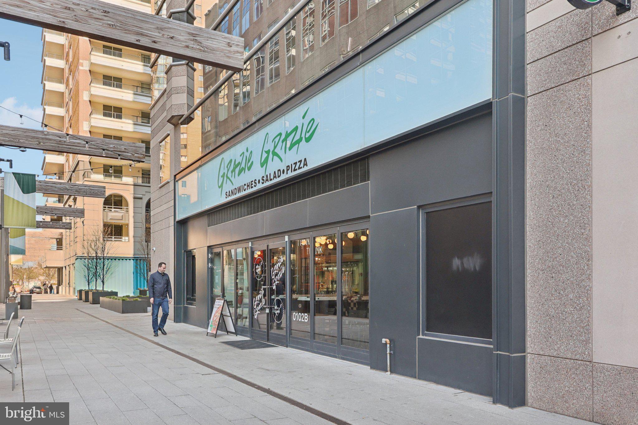 BALLSTON 880 - Residential