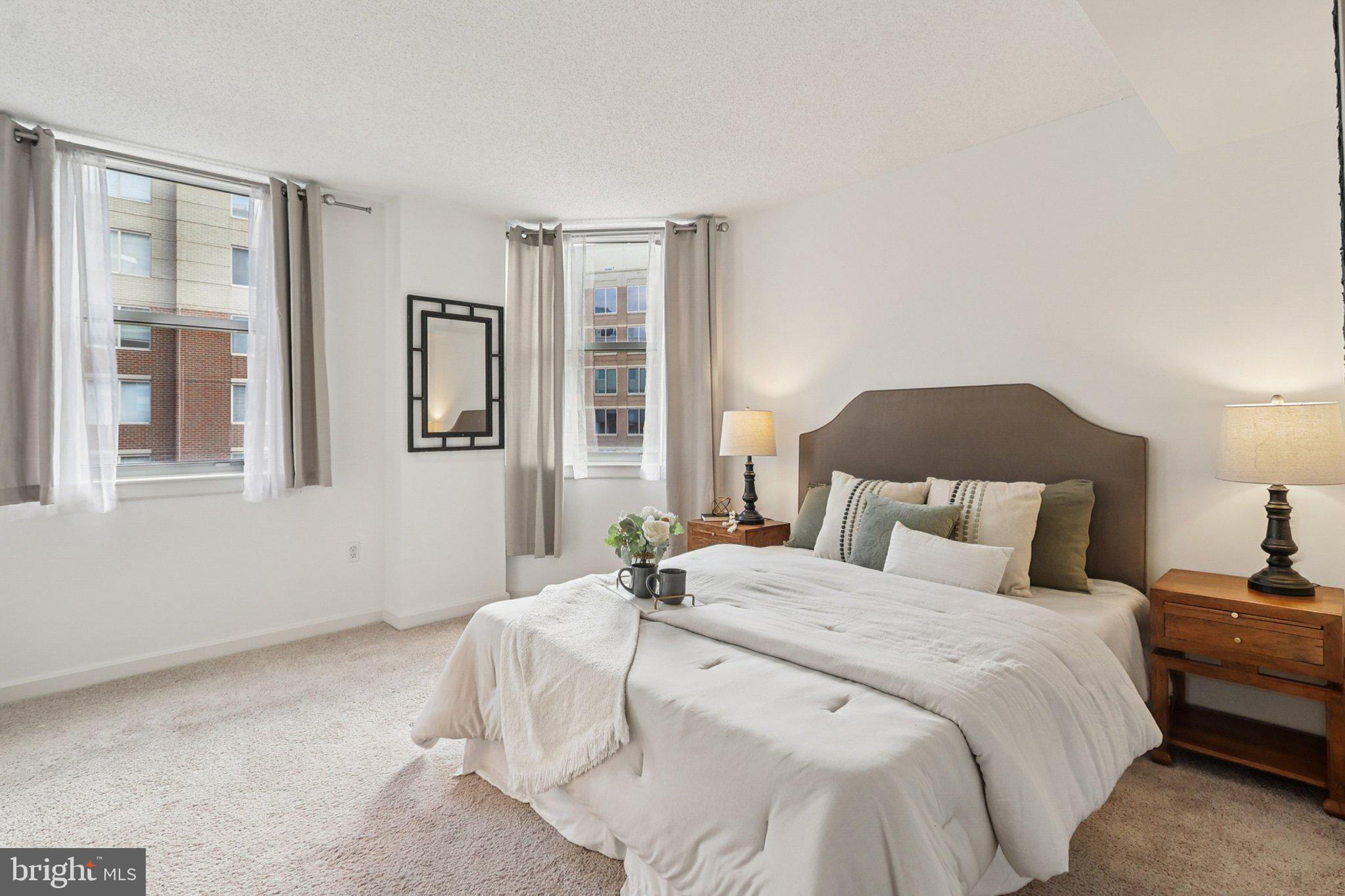 BALLSTON 880 - Residential