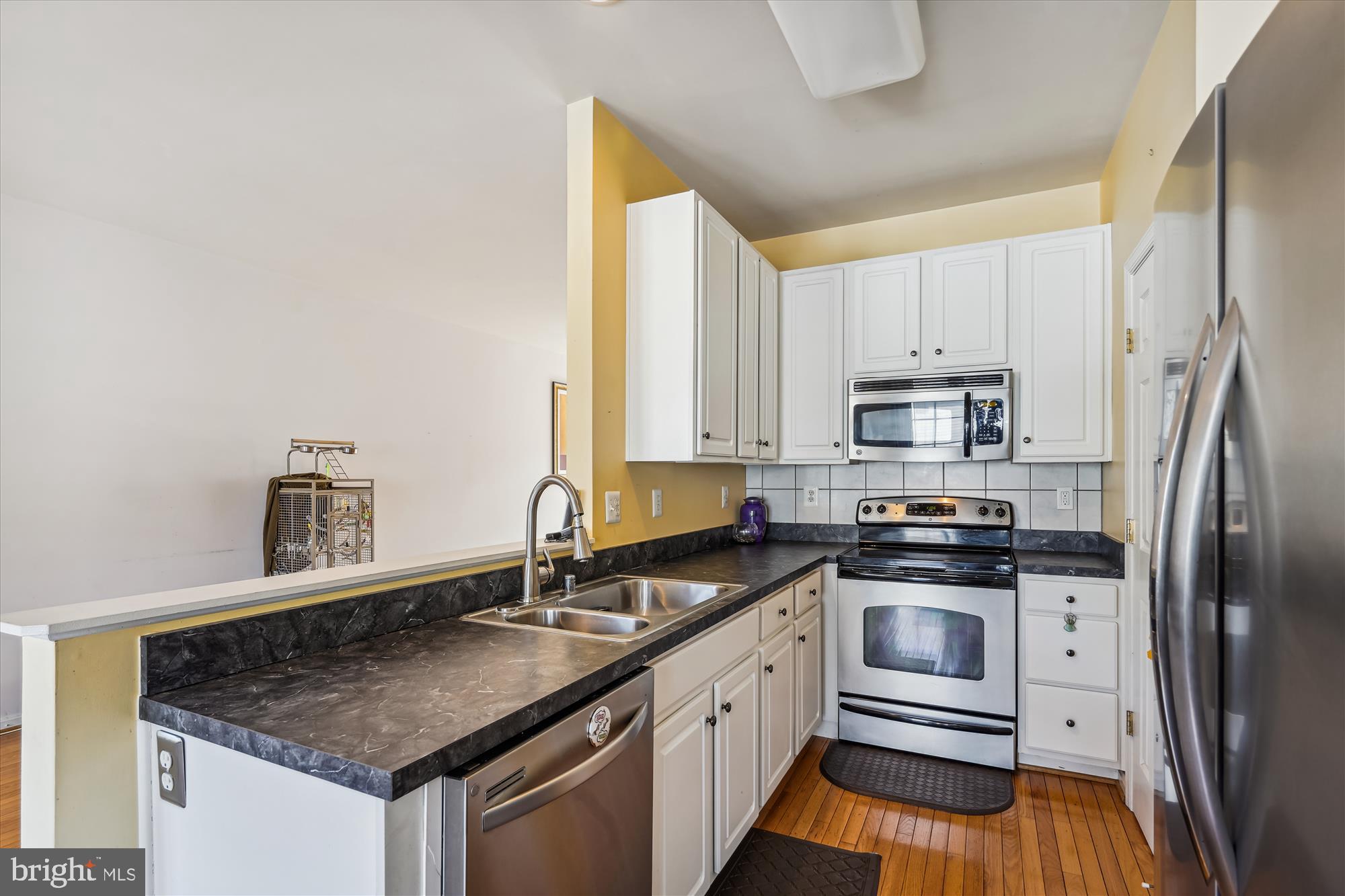 RUSSETT - Residential