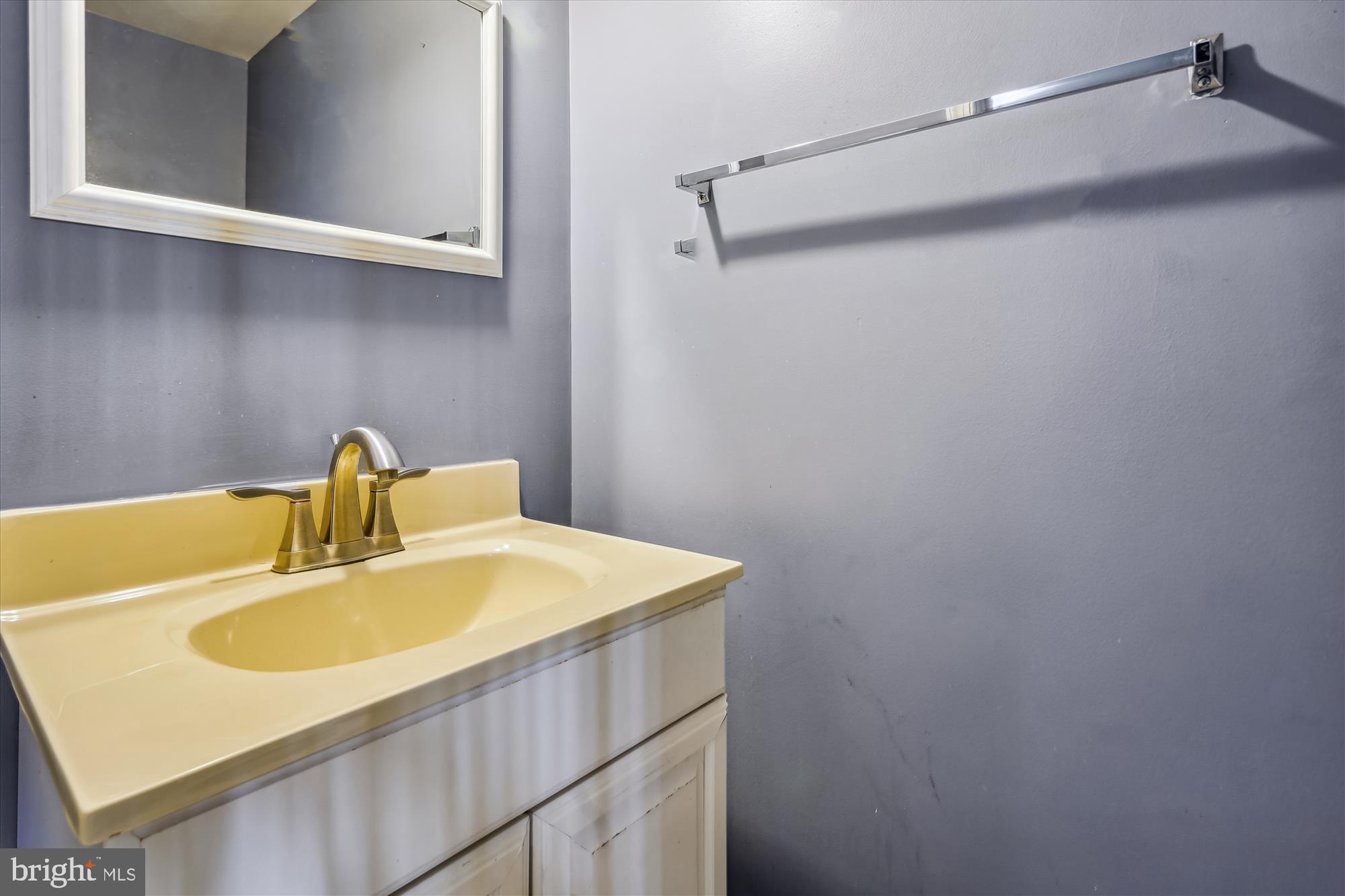 RUSSETT - Residential