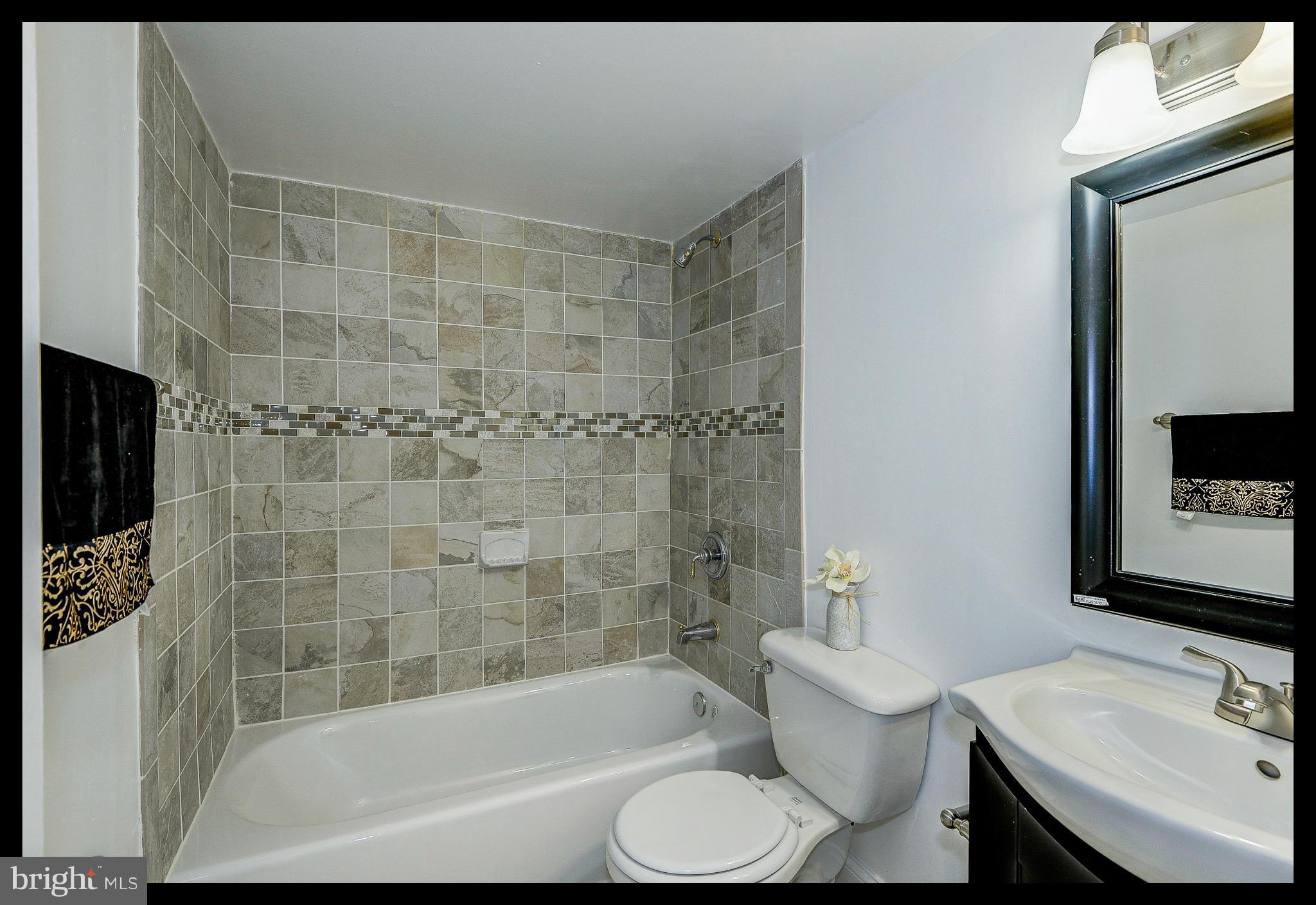 DALE CITY - Residential