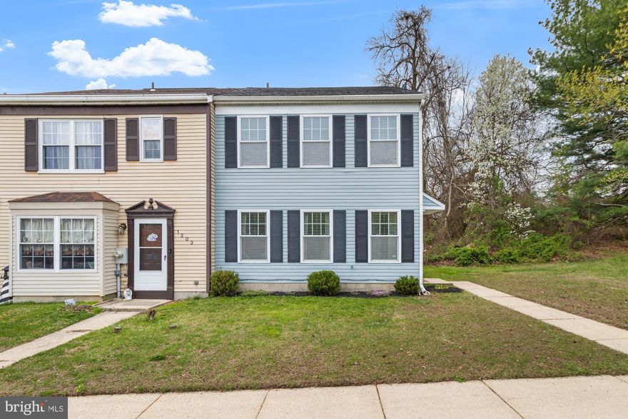 Welcome home to this well maintained end-of-group townhome in the Riverside Community! This home features 3 bedrooms, 1 full bathroom, 1 half bath and a fenced in backyard. Enter the home to find your large living room with hardwood floors, plenty of natural light coming from the front windows, new light fixtures, shiplap accent wall and a conveniently located newly renovated half bathroom. Continuing through the home towards the kitchen you will find stainless steel appliances (new fridge 2023), new stainless steel large sink (2024), dining area, large pantry, and tons of counter and cabinet space. Off the kitchen you have a sliding glass door to your fenced in backyard (seller is reseeding the grass). Upstairs you'll find three bedrooms, a laundry area (with new Samsung washer and dryer, 2024), a full bathroom with a new vanity and attic stairs and floored storage above. The owner's bedroom and one of the additional bedrooms has new luxury vinyl plank flooring (2024). Additionally the owner's bedroom is very large with enough space for your king bed and a sitting area too! Dates on major systems- HVAC- 2020, Windows, Roof & Siding- 2015. This home backs to trees, loads of privacy and has only part of the property fenced but property goes past the trees in back, quick access to the walking trail so you can tour the Riverside community! Parking at Tanner Place is plentiful with extra for visitors as well. Set up your appointment to check it out today before it is gone!