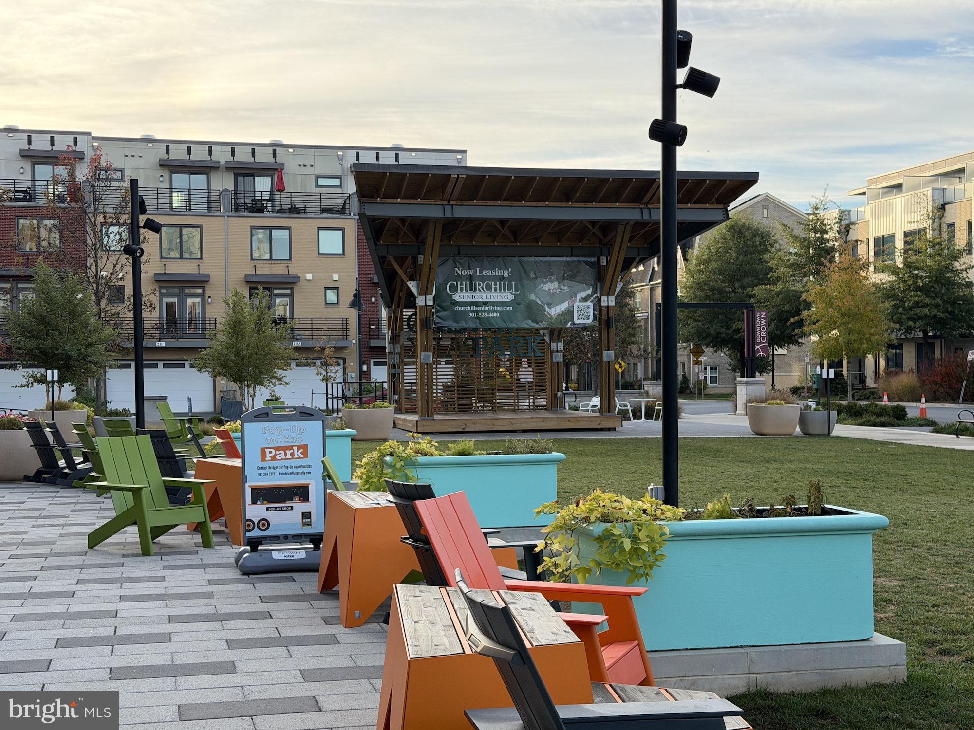 CROWN FARM - Residential