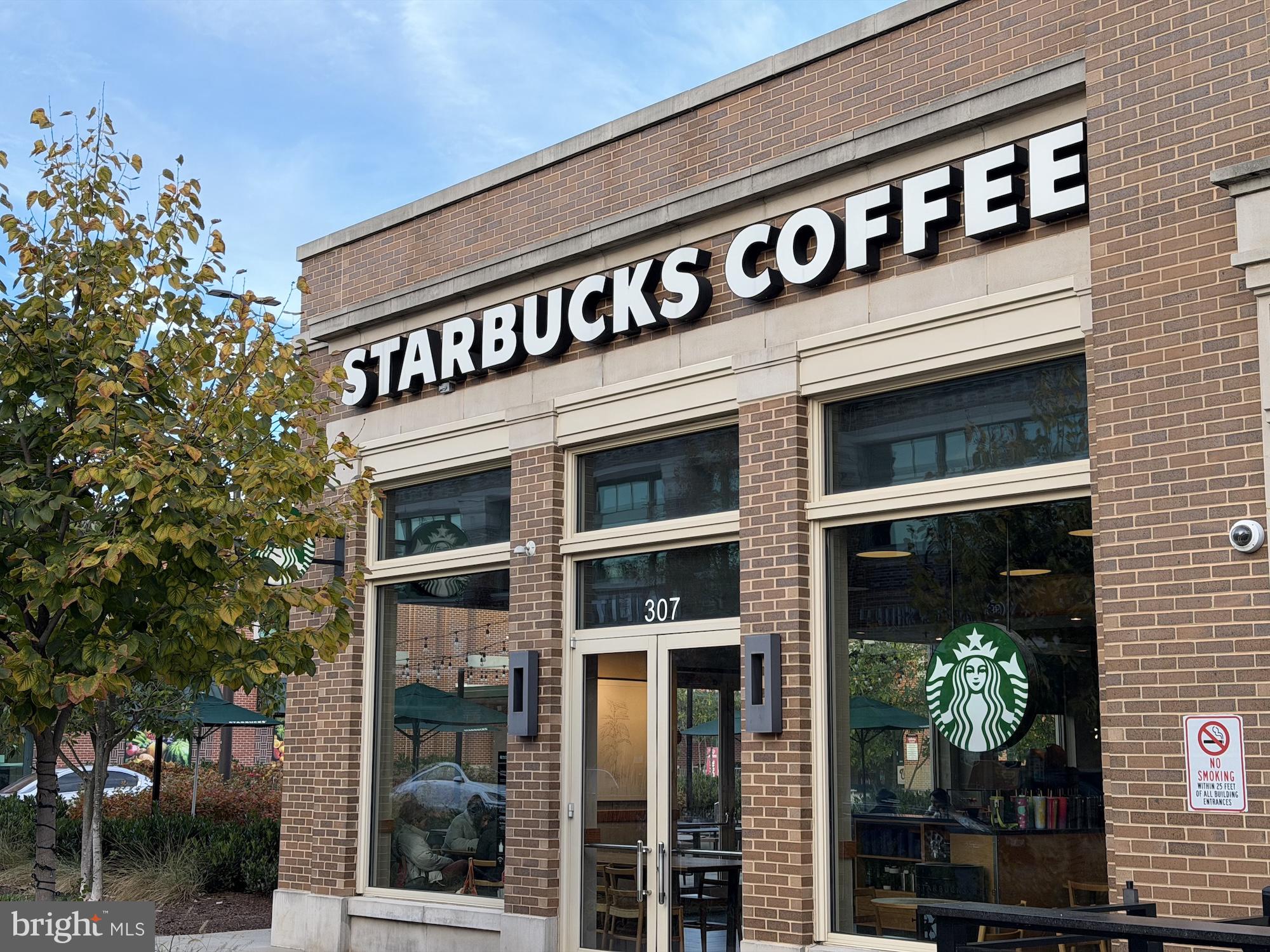 CROWN FARM - Residential