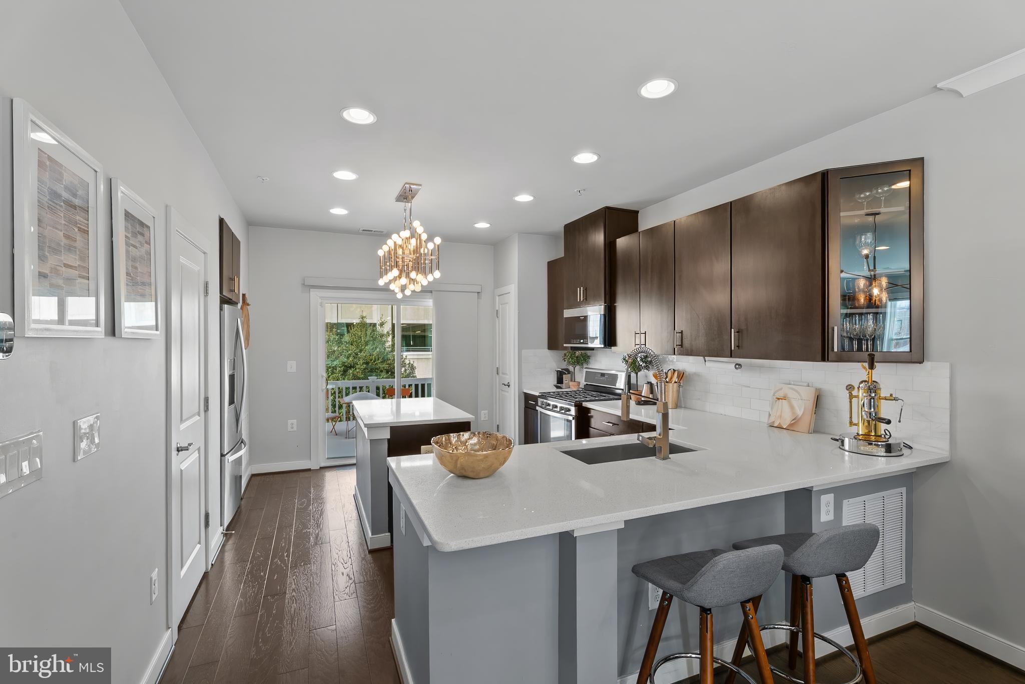 CROWN FARM - Residential