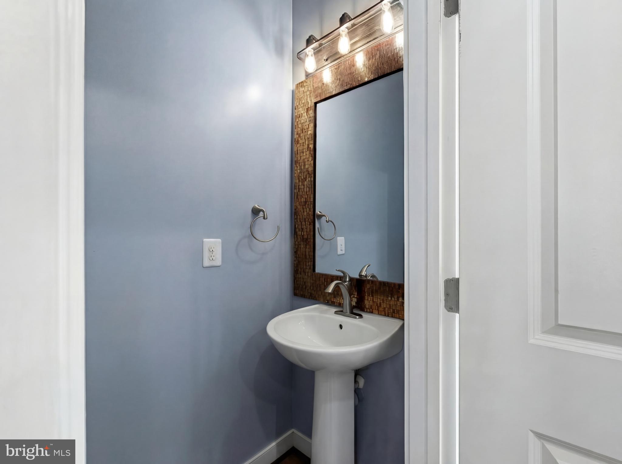 CROWN FARM - Residential