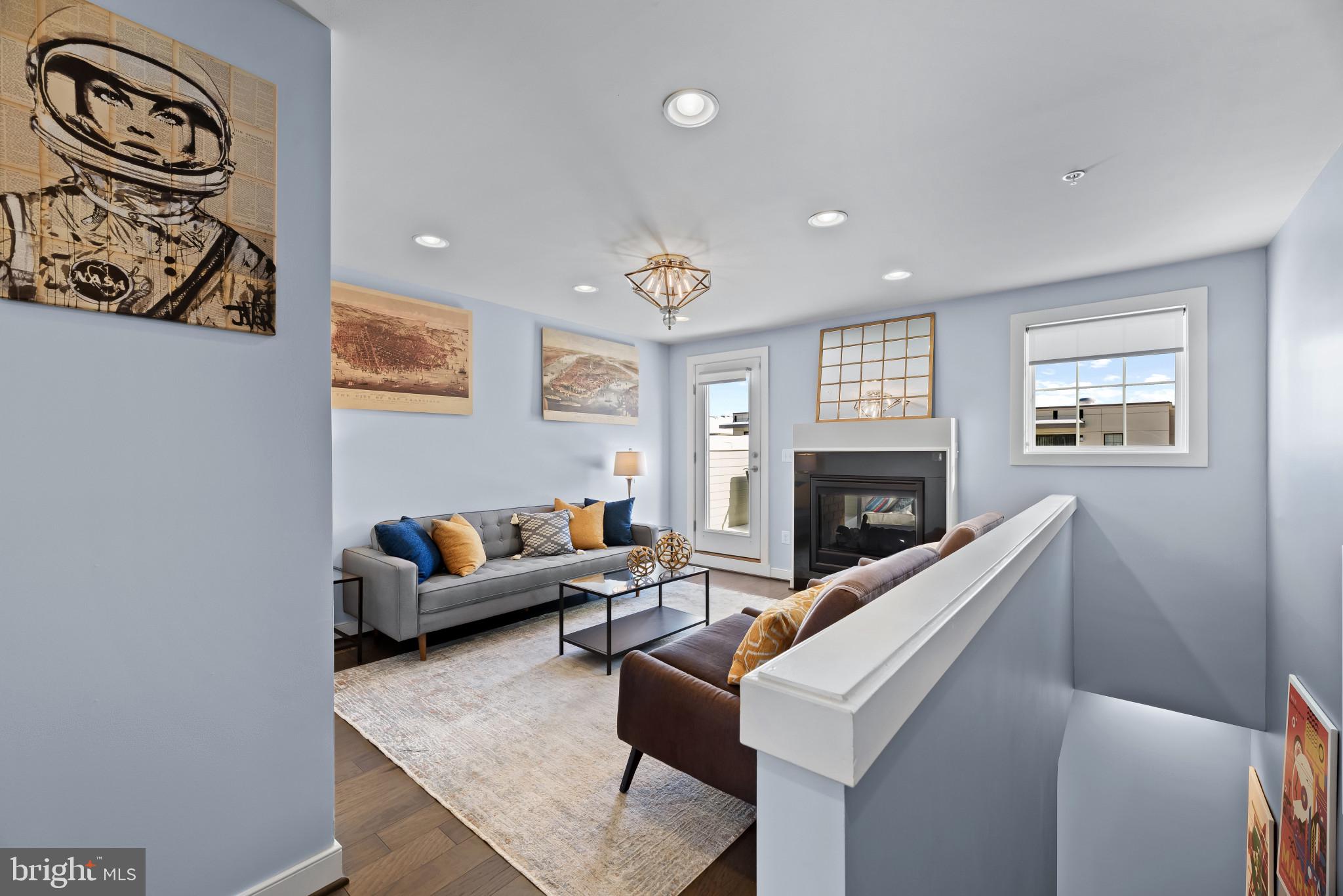 CROWN FARM - Residential