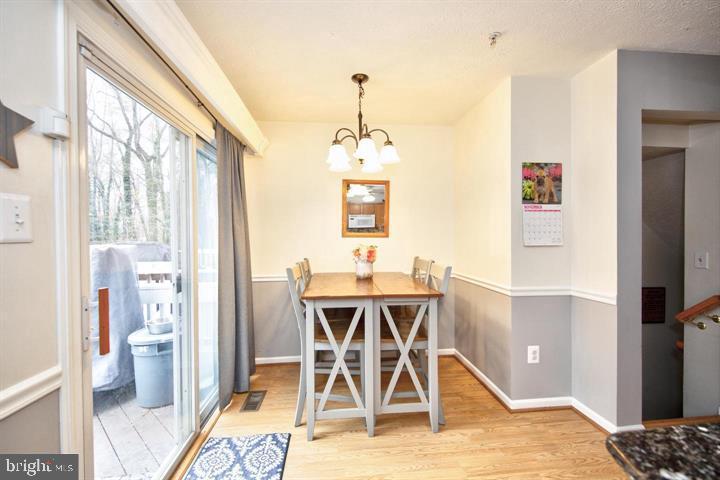 NEW HAVEN WOODS - Residential Lease