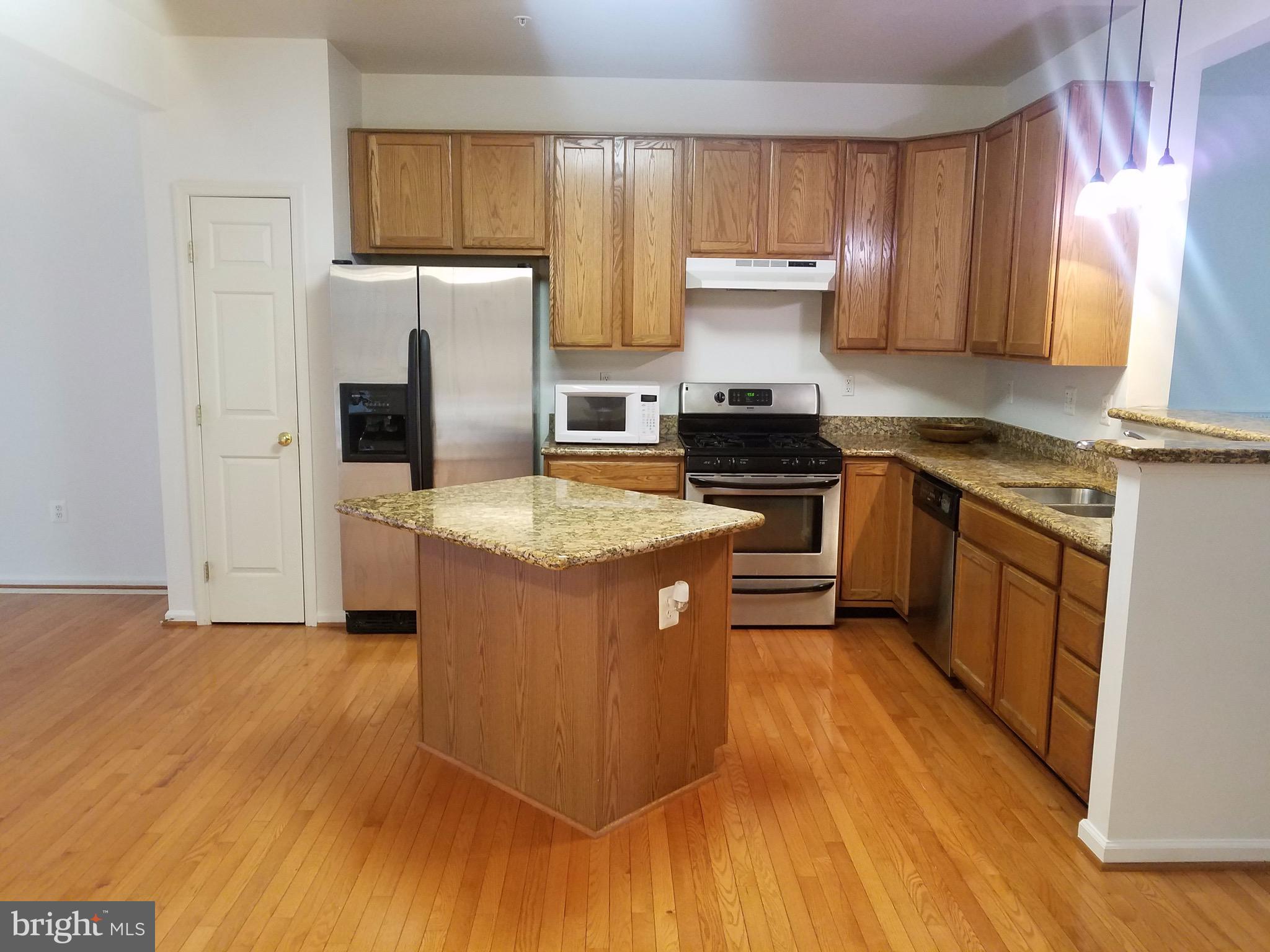 CEDAR POINTE - Residential Lease