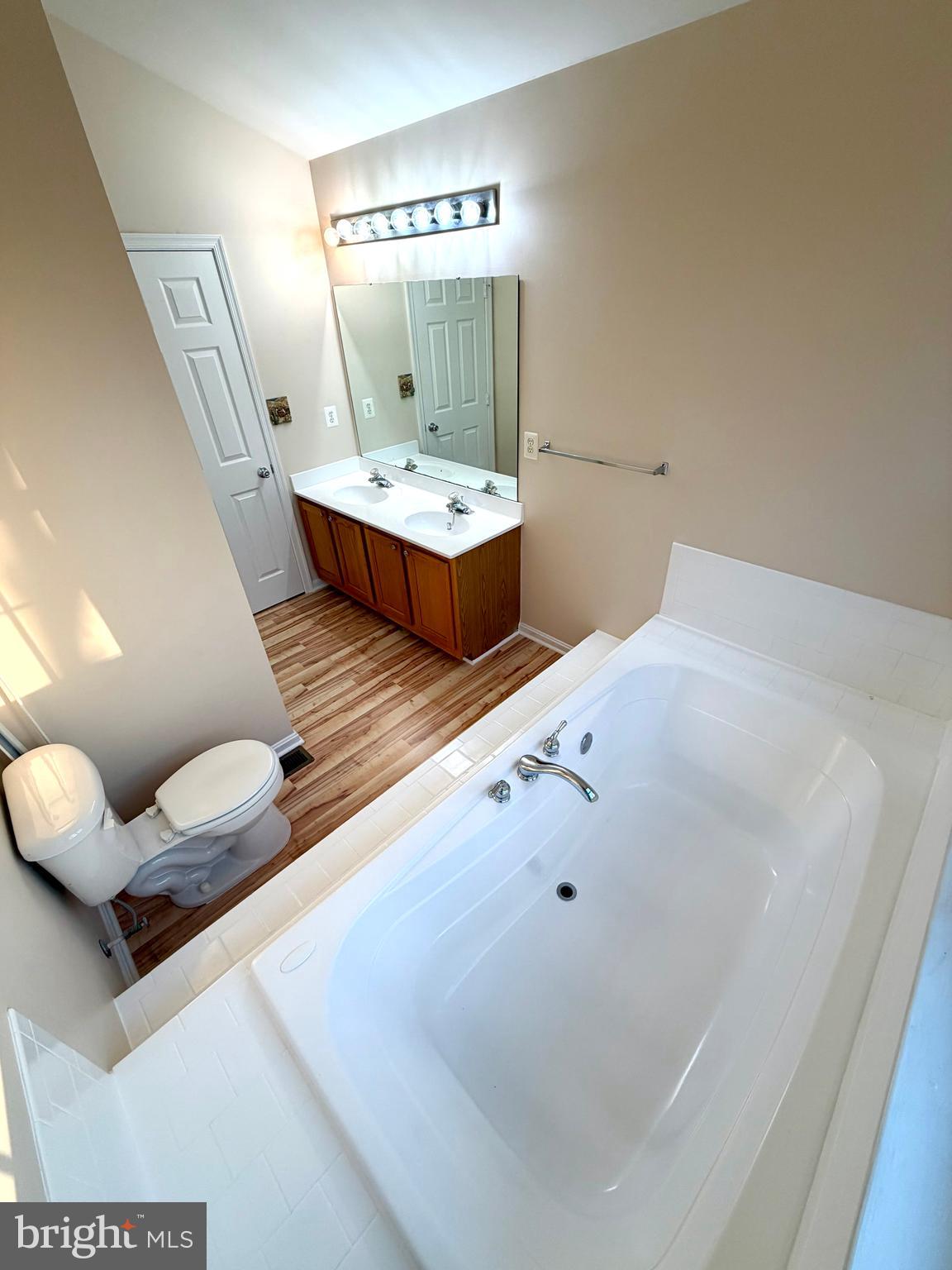 CHAPLINE PLACE - Residential Lease