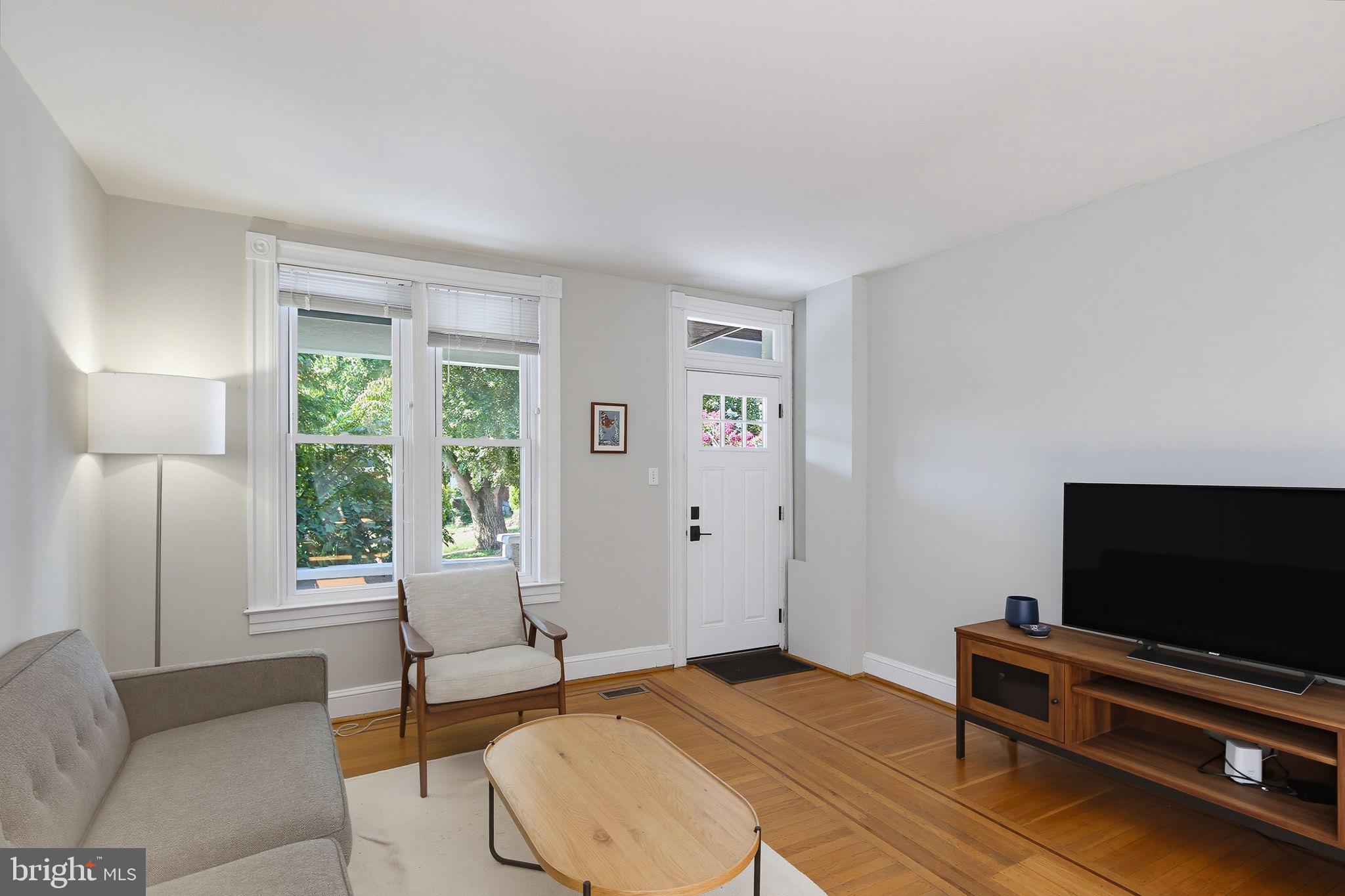 600 W 36TH STREET