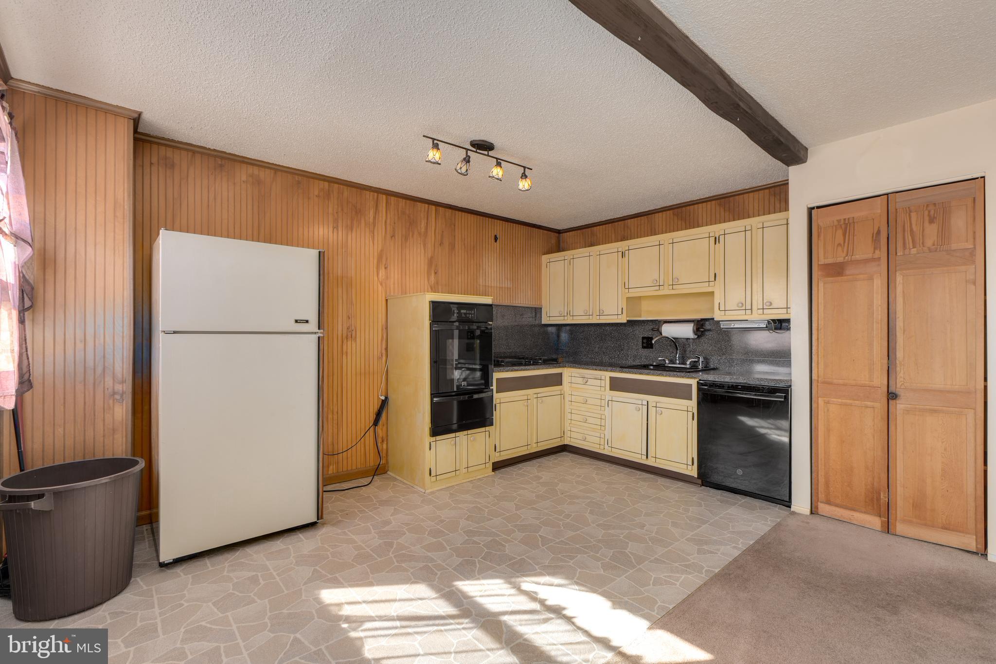 PARKWOOD - Residential