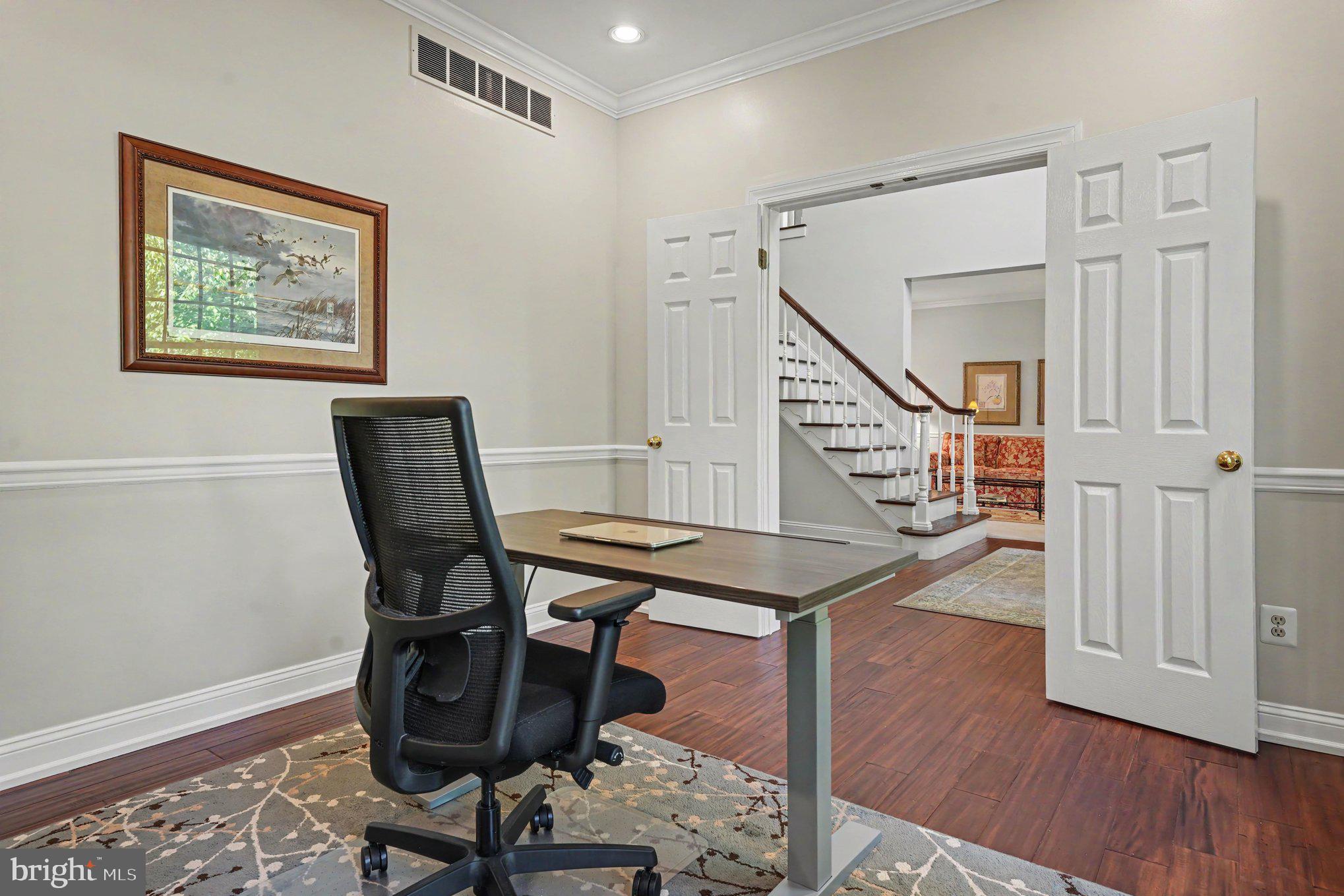 PINE CREST - Residential