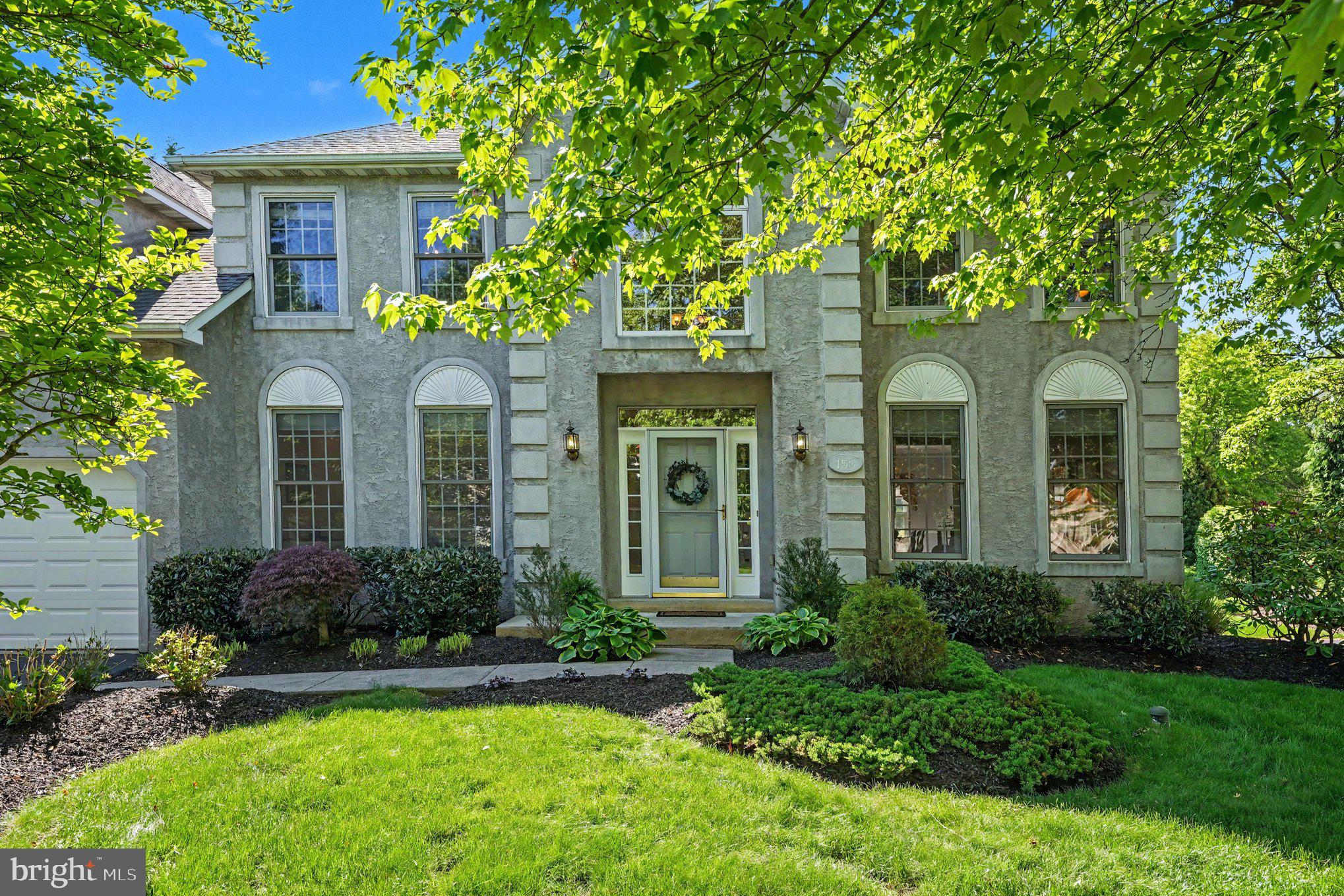 PINE CREST - Residential