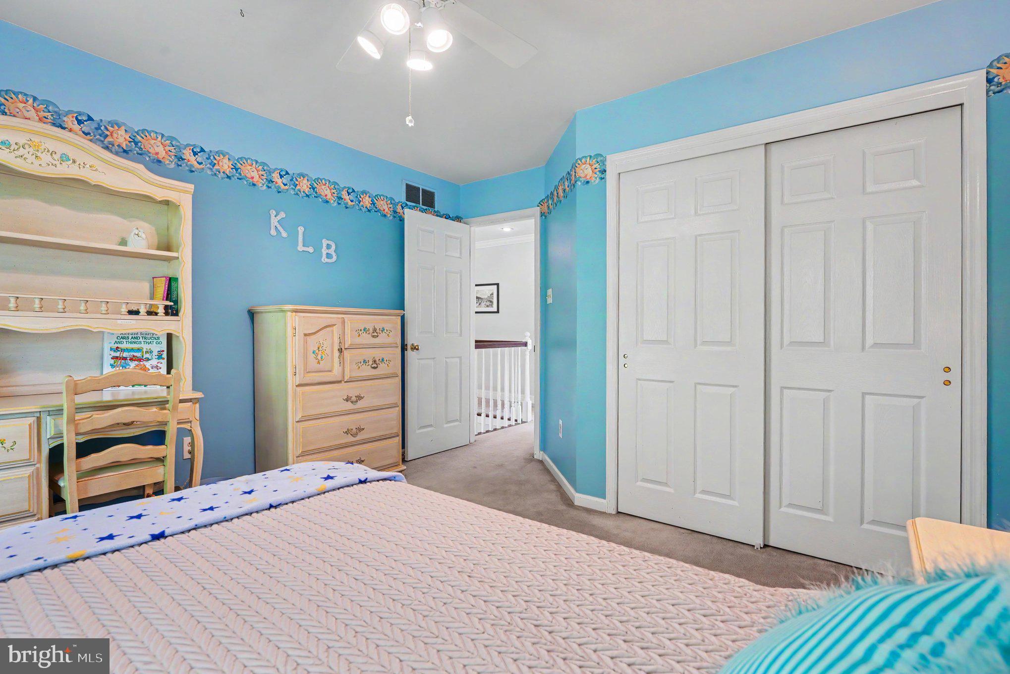 PINE CREST - Residential