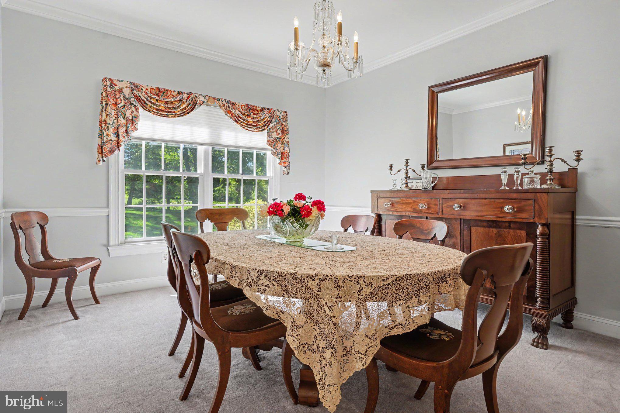 PINE CREST - Residential