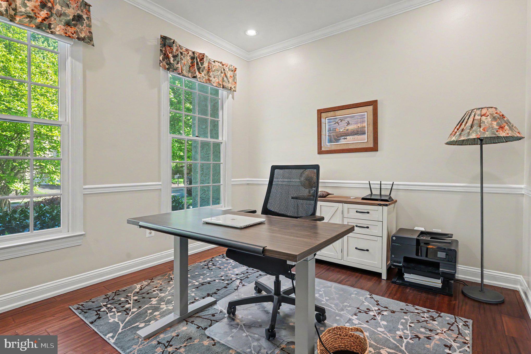PINE CREST - Residential