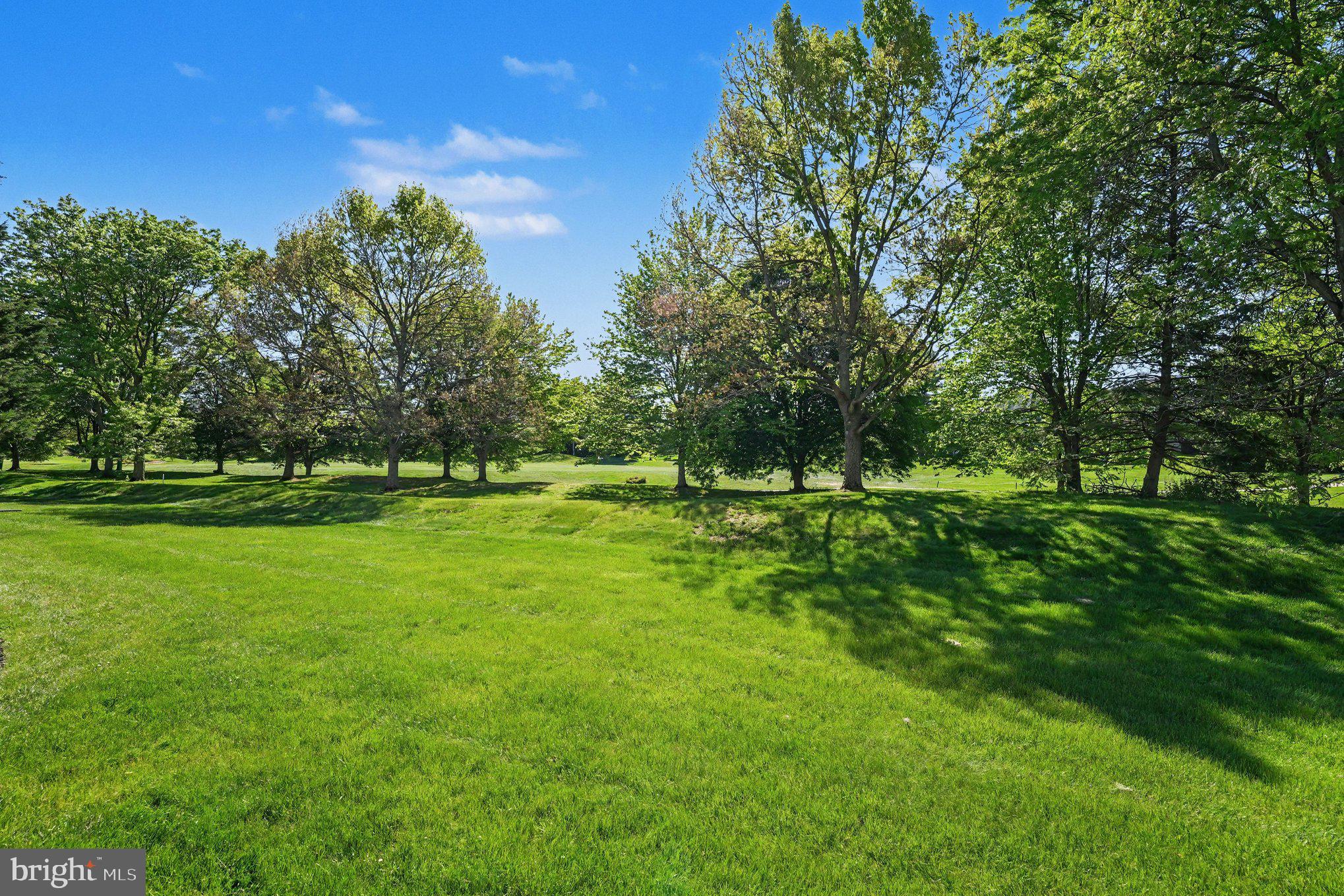 PINE CREST - Residential