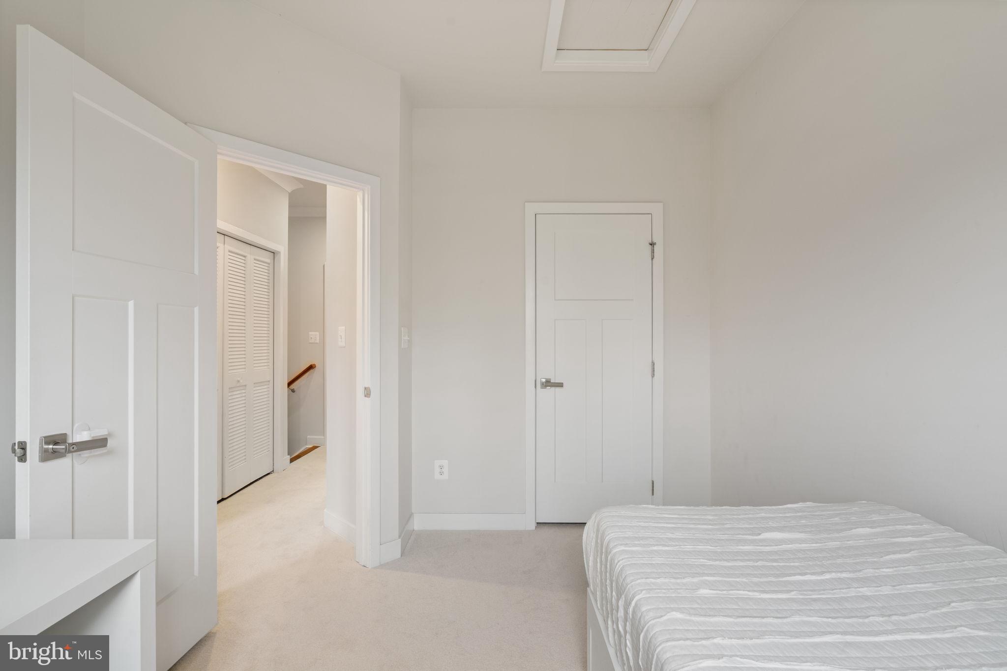 POTOMAC SHORES - Residential