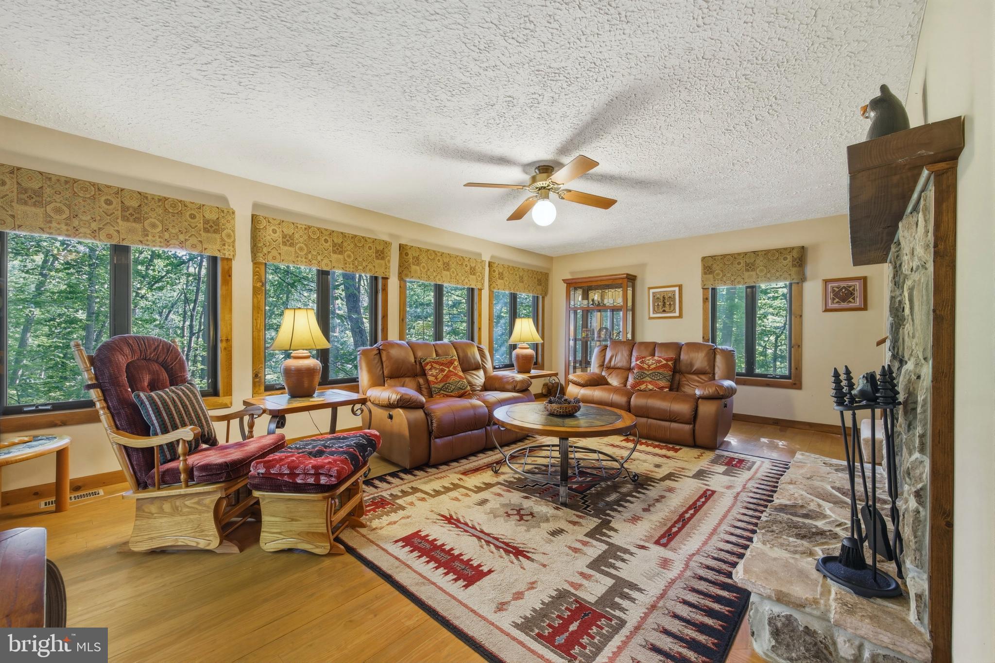 309 LOCUST LANE