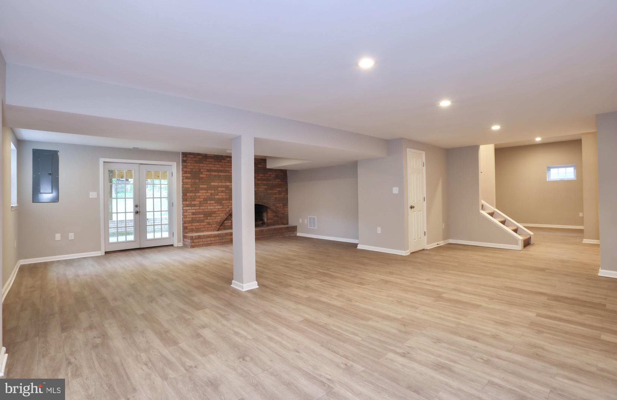 BROOKWOOD - Residential