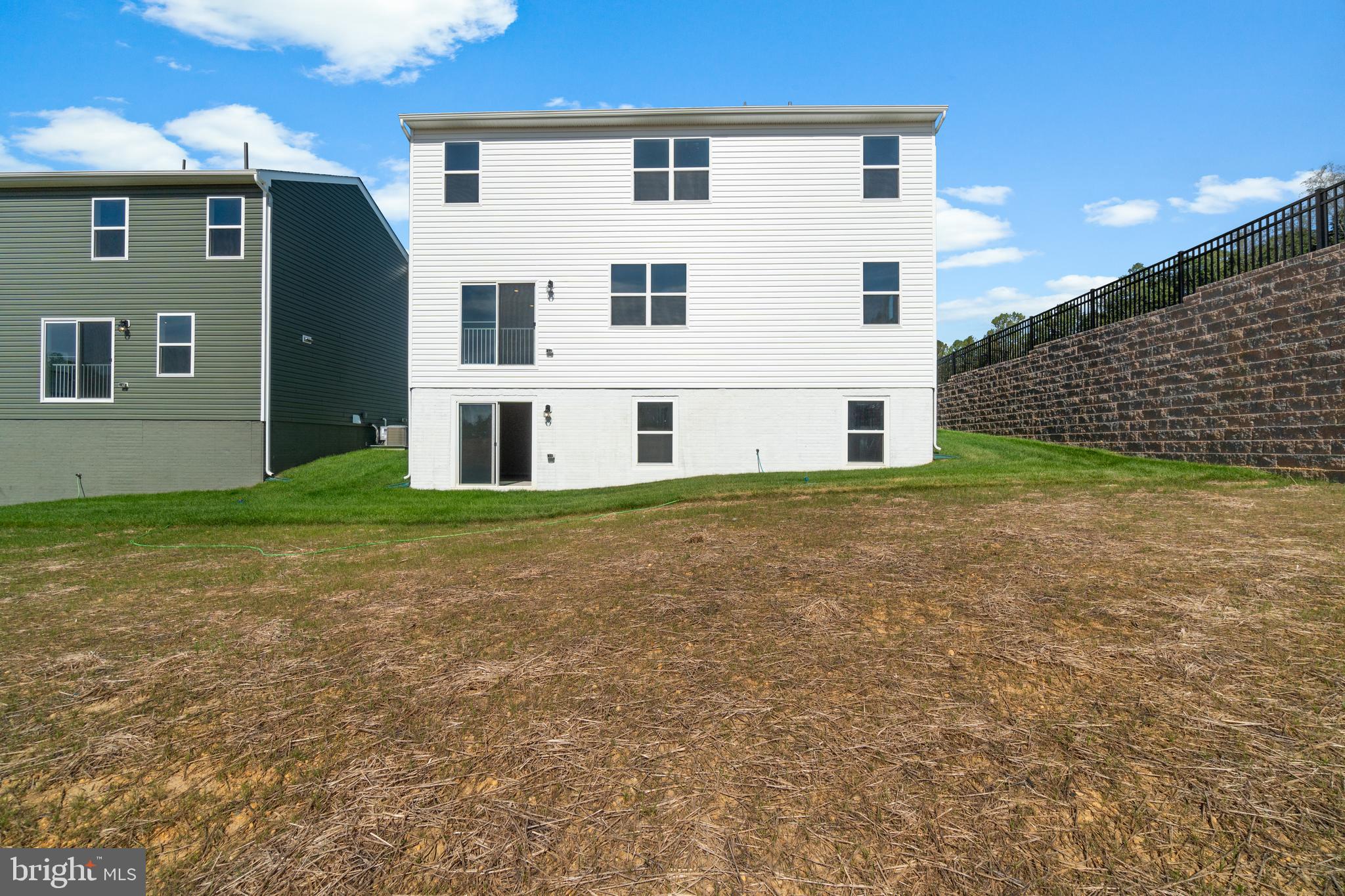 TOLLHOUSE WOODS - Residential