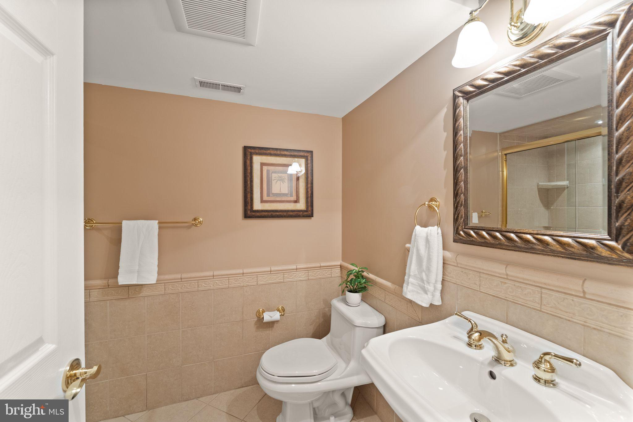 POTOMAC STATION - Residential