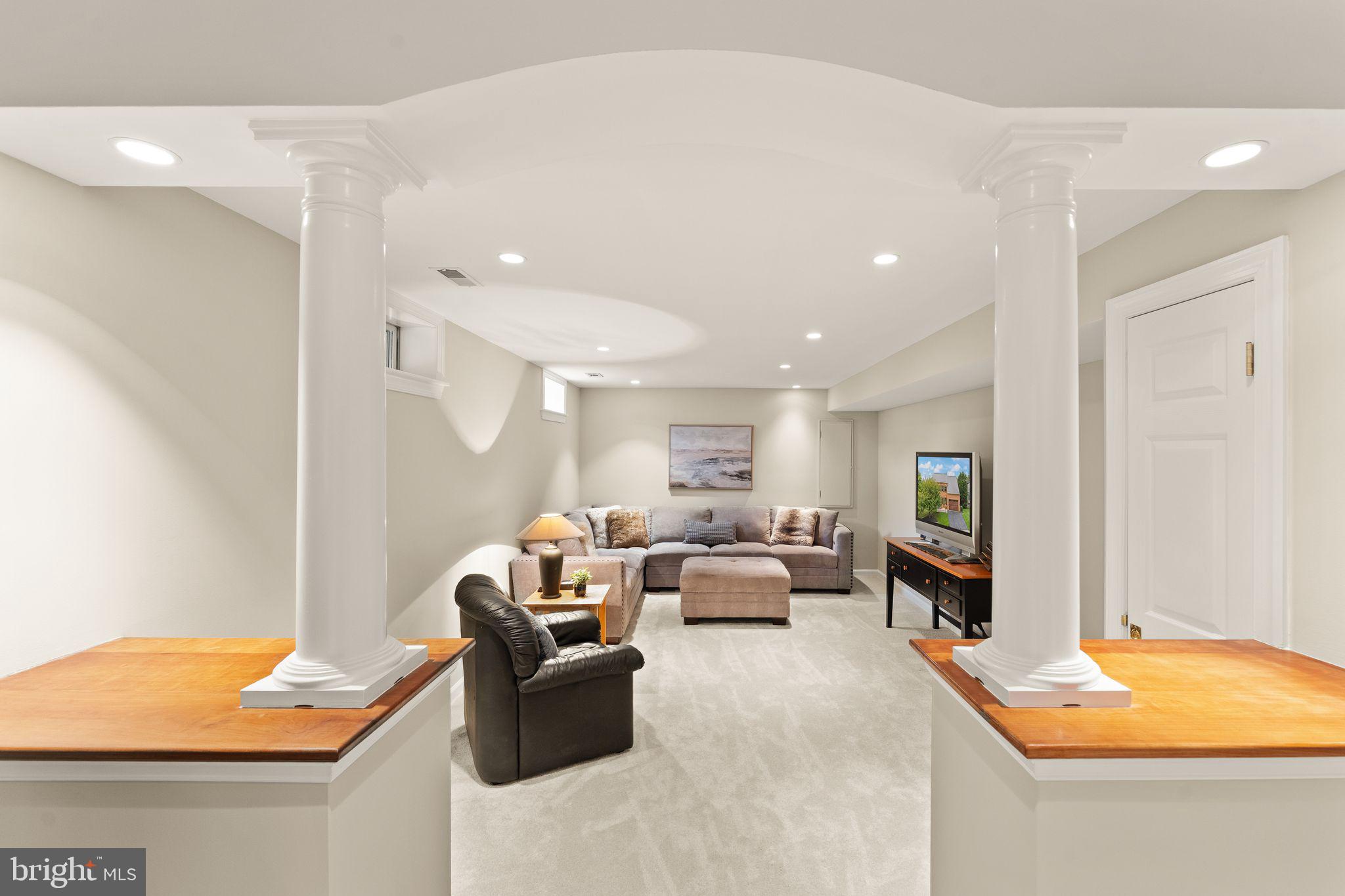 POTOMAC STATION - Residential